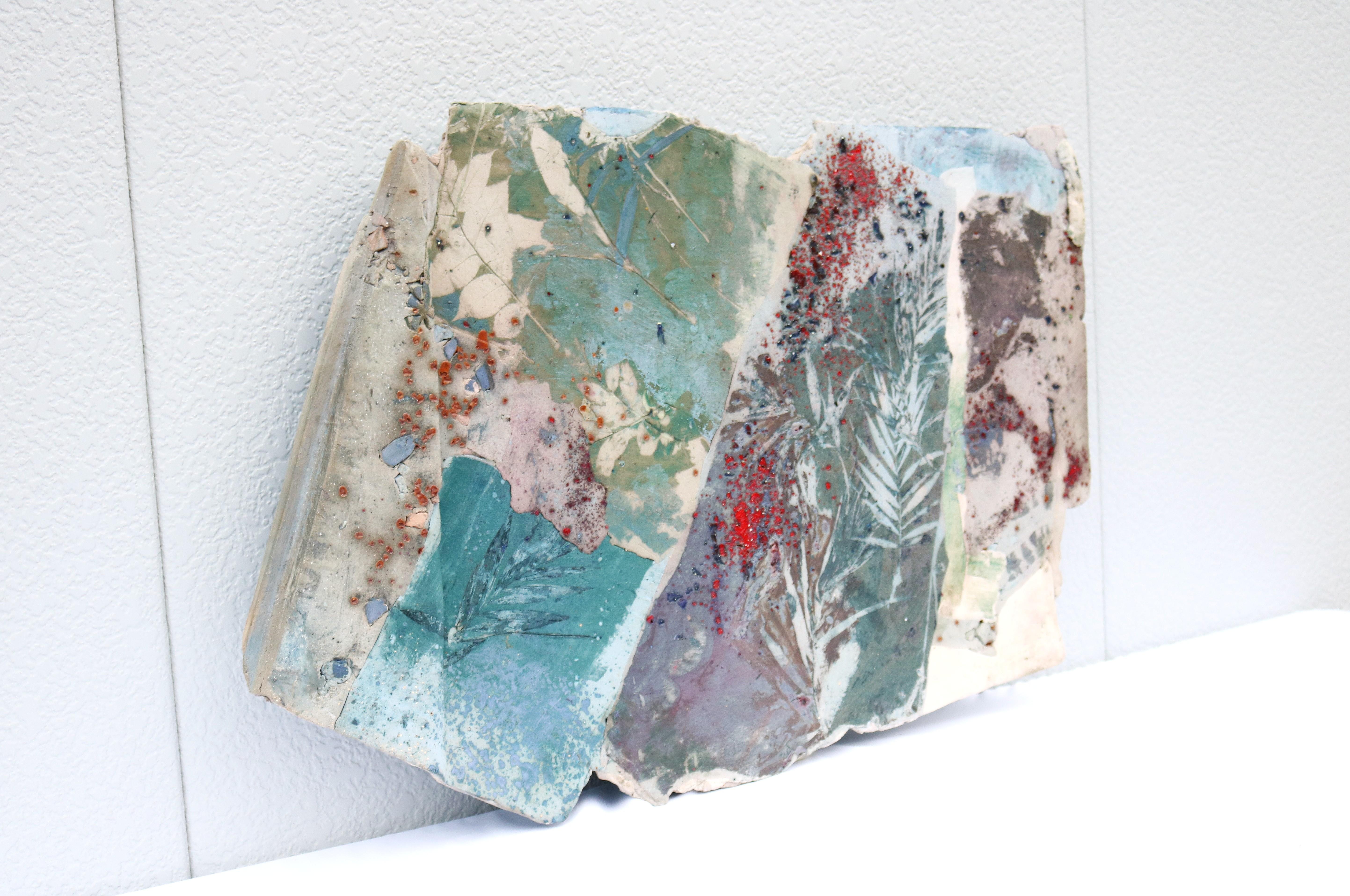 1986 Margie Hughto Unique Summer Fragments Glazed Ceramic Wall Sculpture Artwork In Good Condition For Sale In Secaucus, NJ