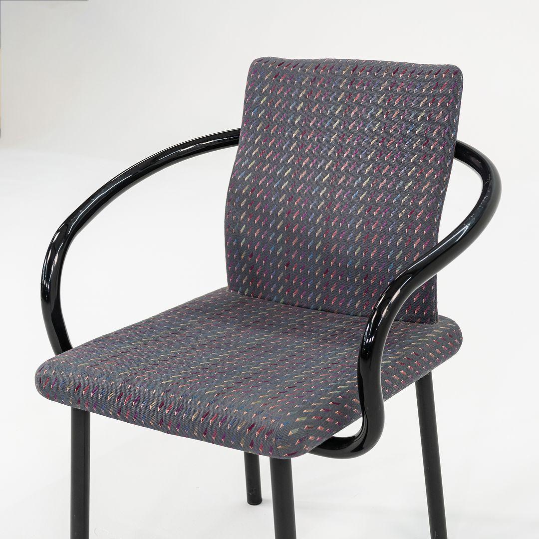Americano 1986 Coppia di poltrone da pranzo Knoll Mandarin di Ettore Sottsass in tessuto in vendita