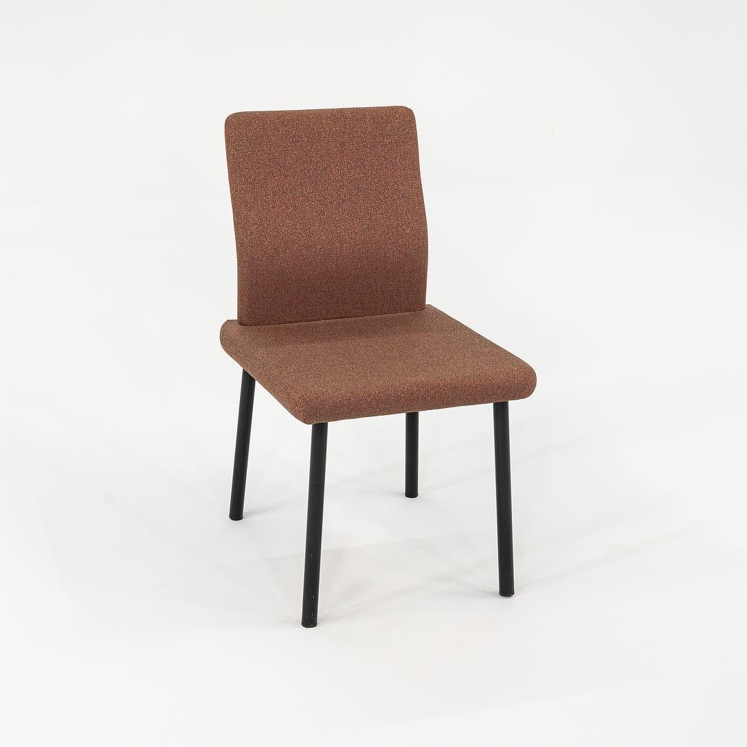 Fin du 20e siècle 1986 Ensemble de quatre chaises de salle à manger sans accoudoirs Knoll Mandarin par Ettore Sottsass en vente