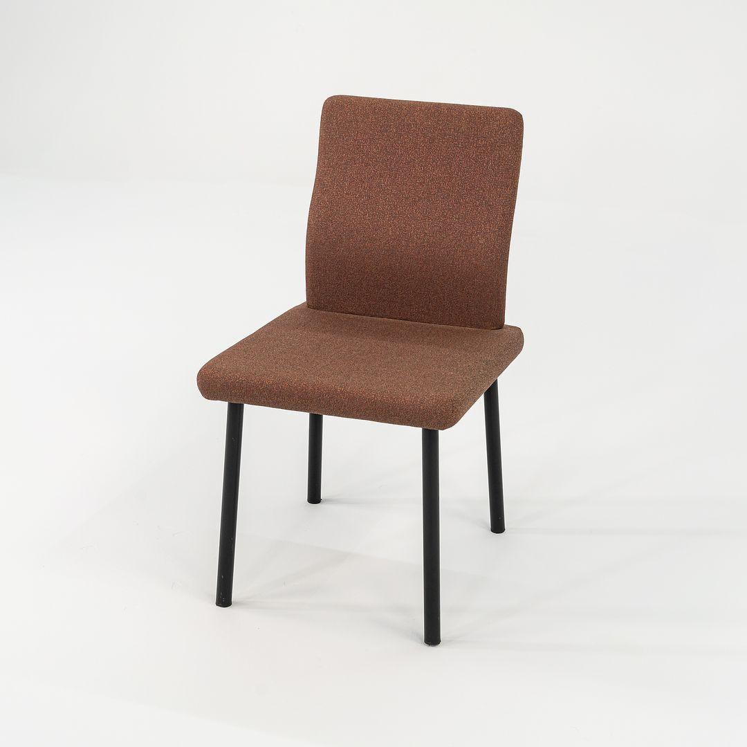 Acier 1986 Ensemble de quatre chaises de salle à manger sans accoudoirs Knoll Mandarin par Ettore Sottsass en vente