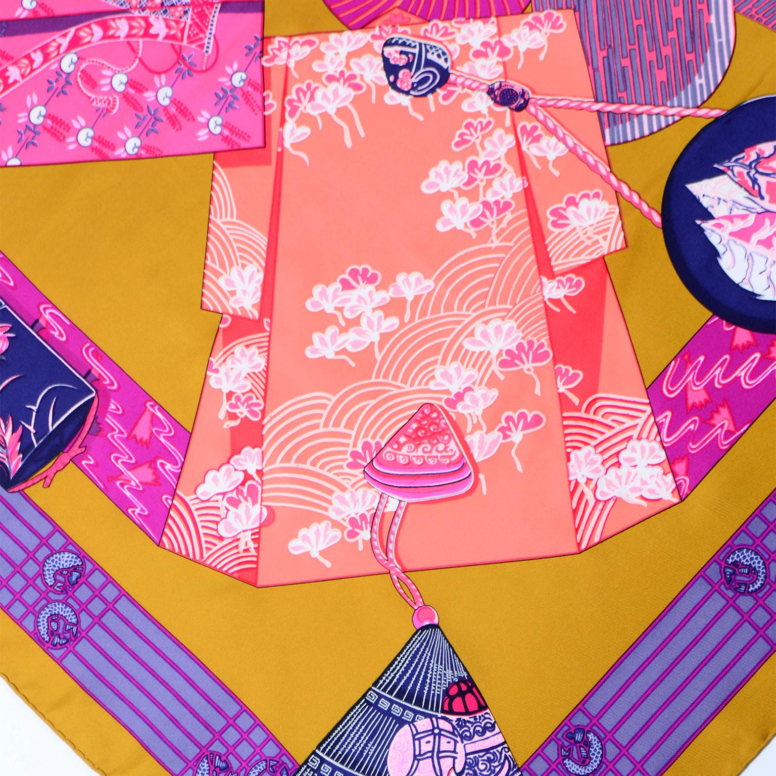 1986 Vintage Hermes Annie Faivre Kimonos Et Inros Gold, Lila & Rosa Seidenschal im Zustand „Hervorragend“ in Portland, OR
