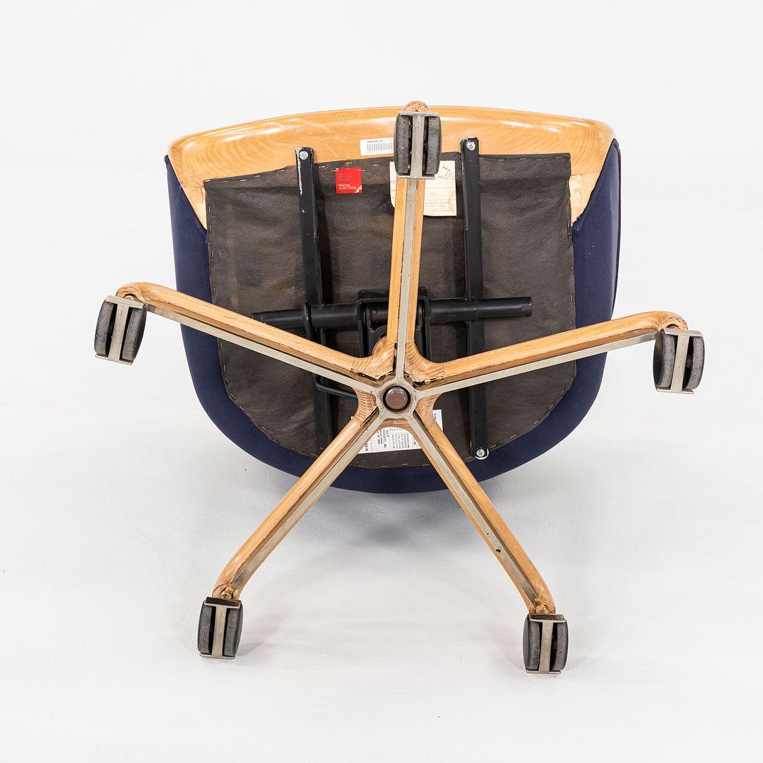 1986 Ward Bennett for Brickel Associates Executive Office Chair in Oak w/ Fabric en vente 3