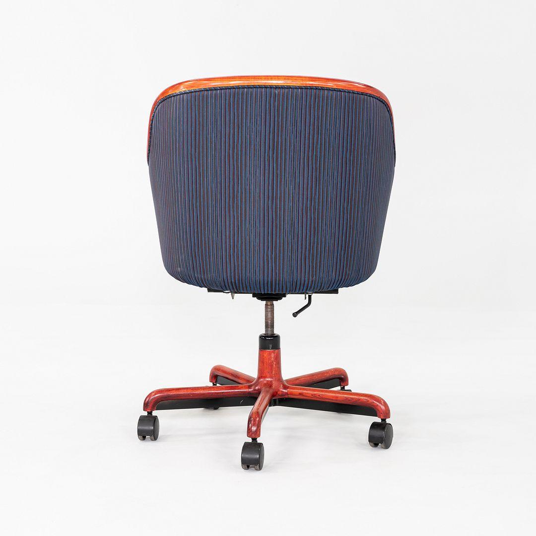 Acier 1986 The Bennetts for Brickel Associates Executive Office Chair in with Fabric (Chaise de bureau avec tissu) en vente