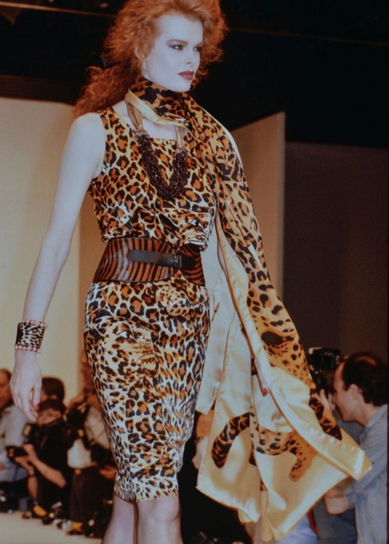 Women's or Men's 1986 Yves Saint Laurent silk leopard printed runway top For Sale