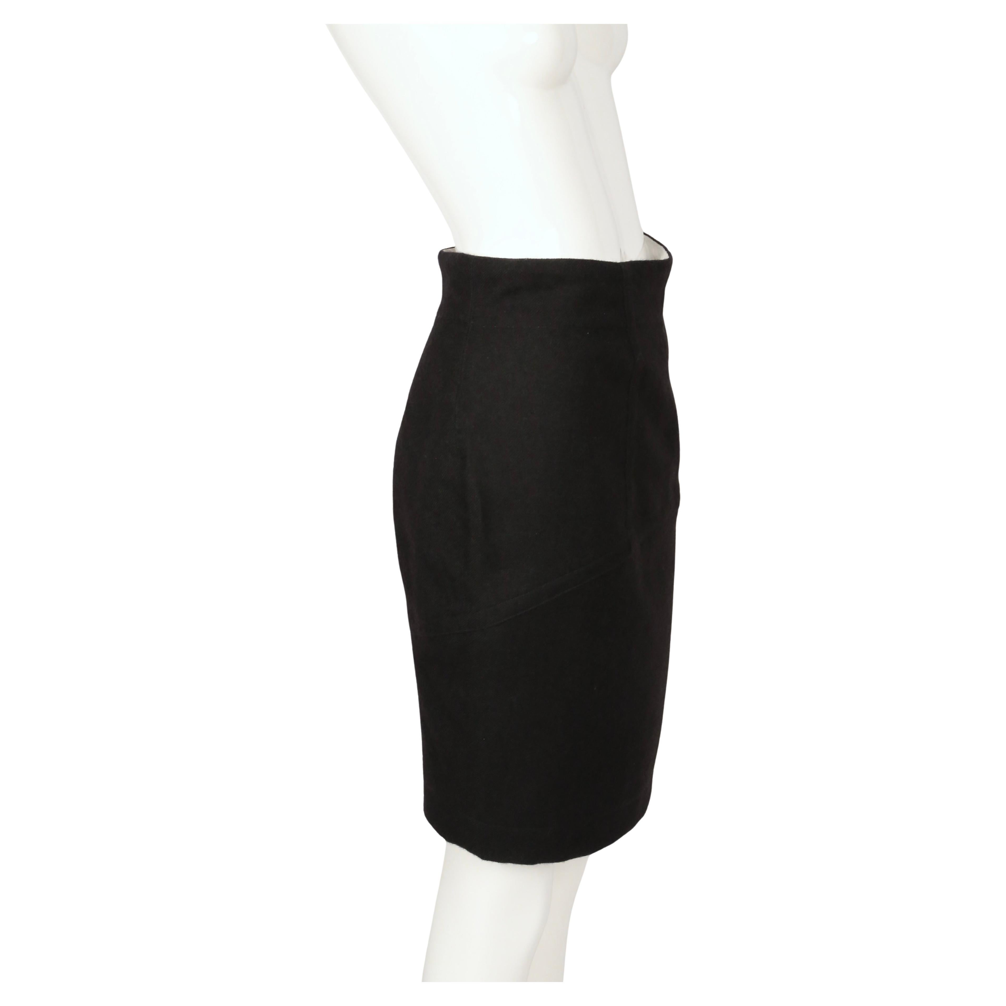 1987 AZZEDINE ALAIA black worsted gabardine wool RUNWAY skirt with seams Unisexe en vente