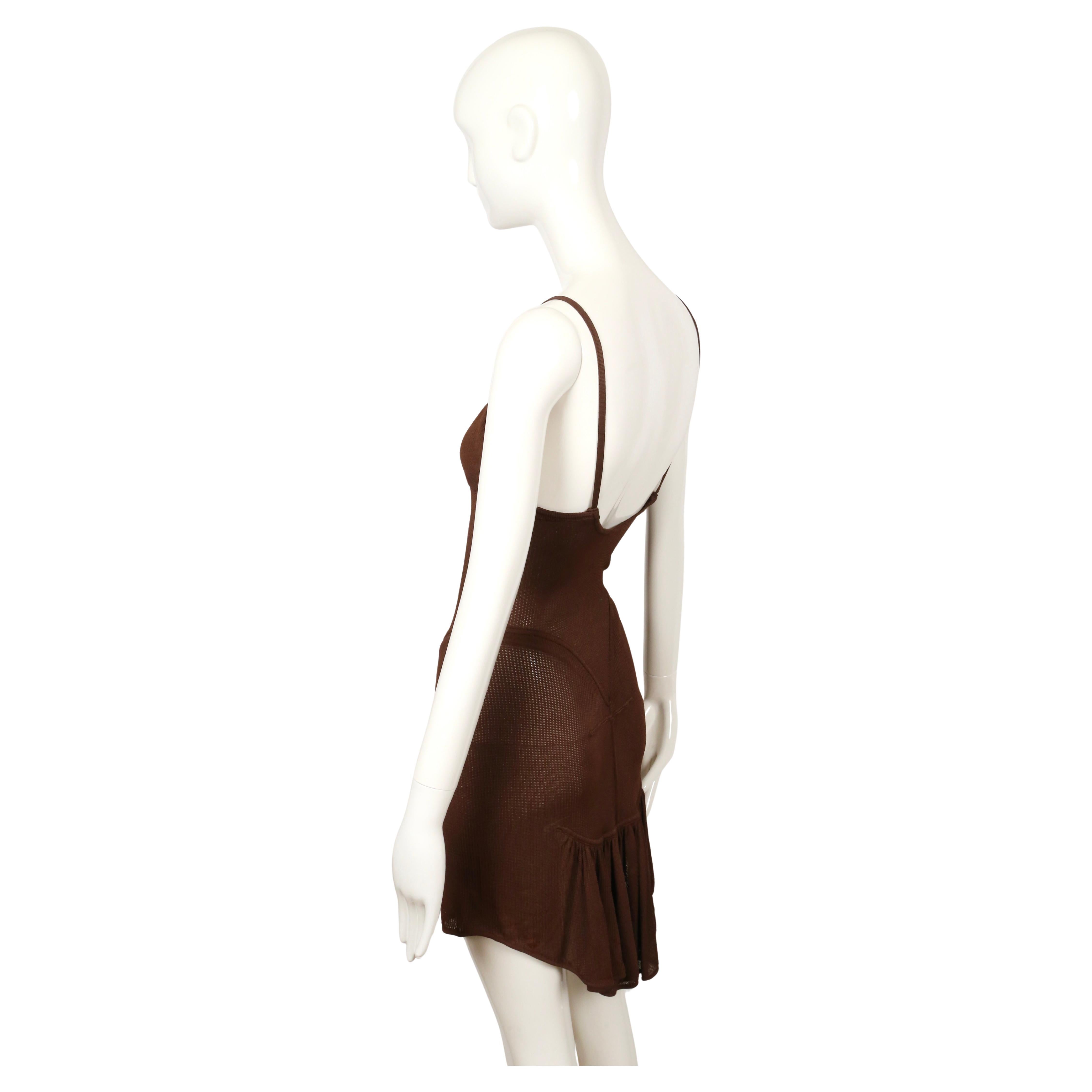 Femenino o masculino 1987 AZZEDINE ALAIA RUNWAY Vestido de pasarela marrón semitransparente