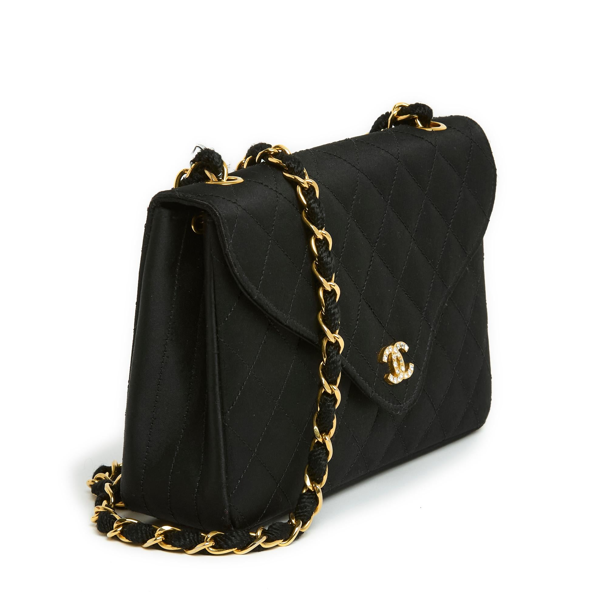 1987 Chanel sac Classique Black Satin CC Mini flap bag In Fair Condition In PARIS, FR