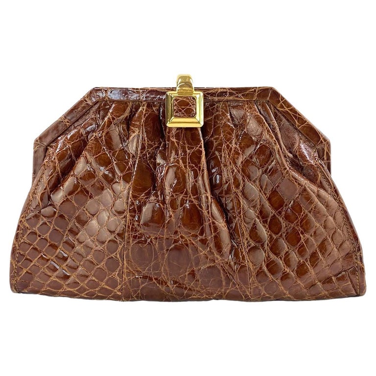 1987 Gucci Brown Alligator Chain Crossbody Clutch For Sale at 1stDibs