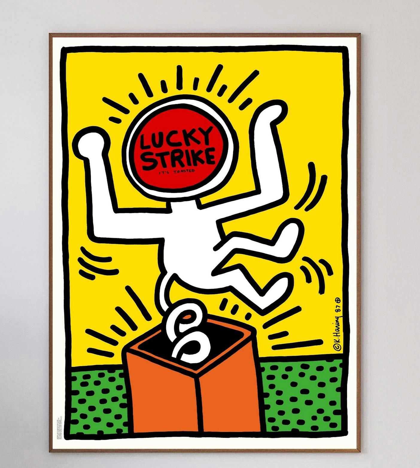 En 1987, la marque de cigarettes Lucky Strike a demandé à Keith Haring de concevoir une série d'affiches et de publicités. À son tour, Haring a soumis 10 pièces dans son style unique et caractéristique, dont 9 ont été acceptées. La dixième œuvre,