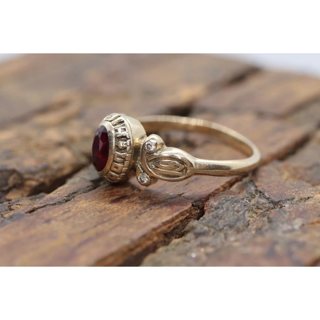 Anillo de graduación de la promoción de 1987 del instituto Lockwood. Oro 10k con diamante rubí LC en Bueno estado para la venta en Port Charlotte, FL