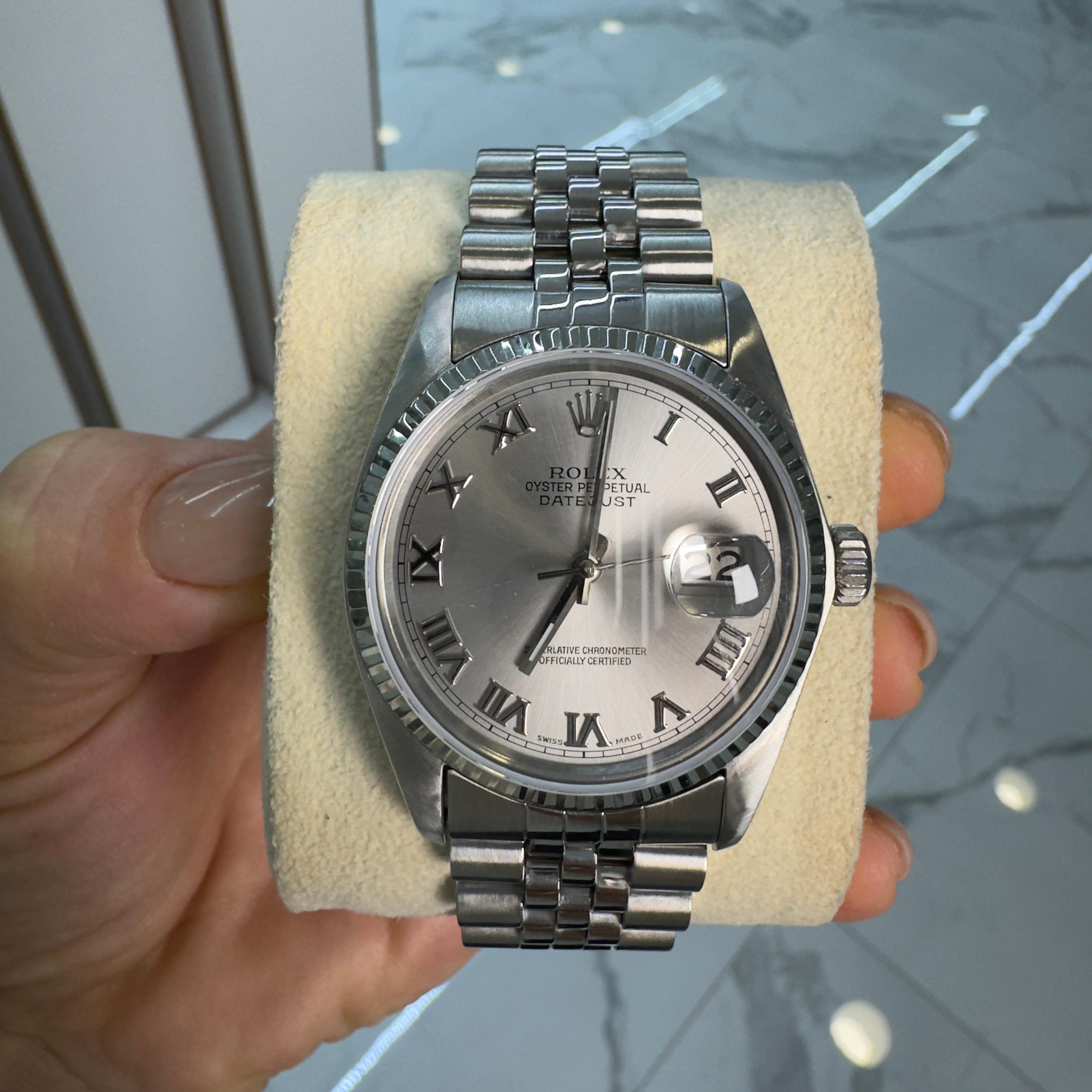 Rolex, montre Datejust 36MM 16014 avec cadran romain gris Jubilee en acier inoxydable, 1987 en vente 3
