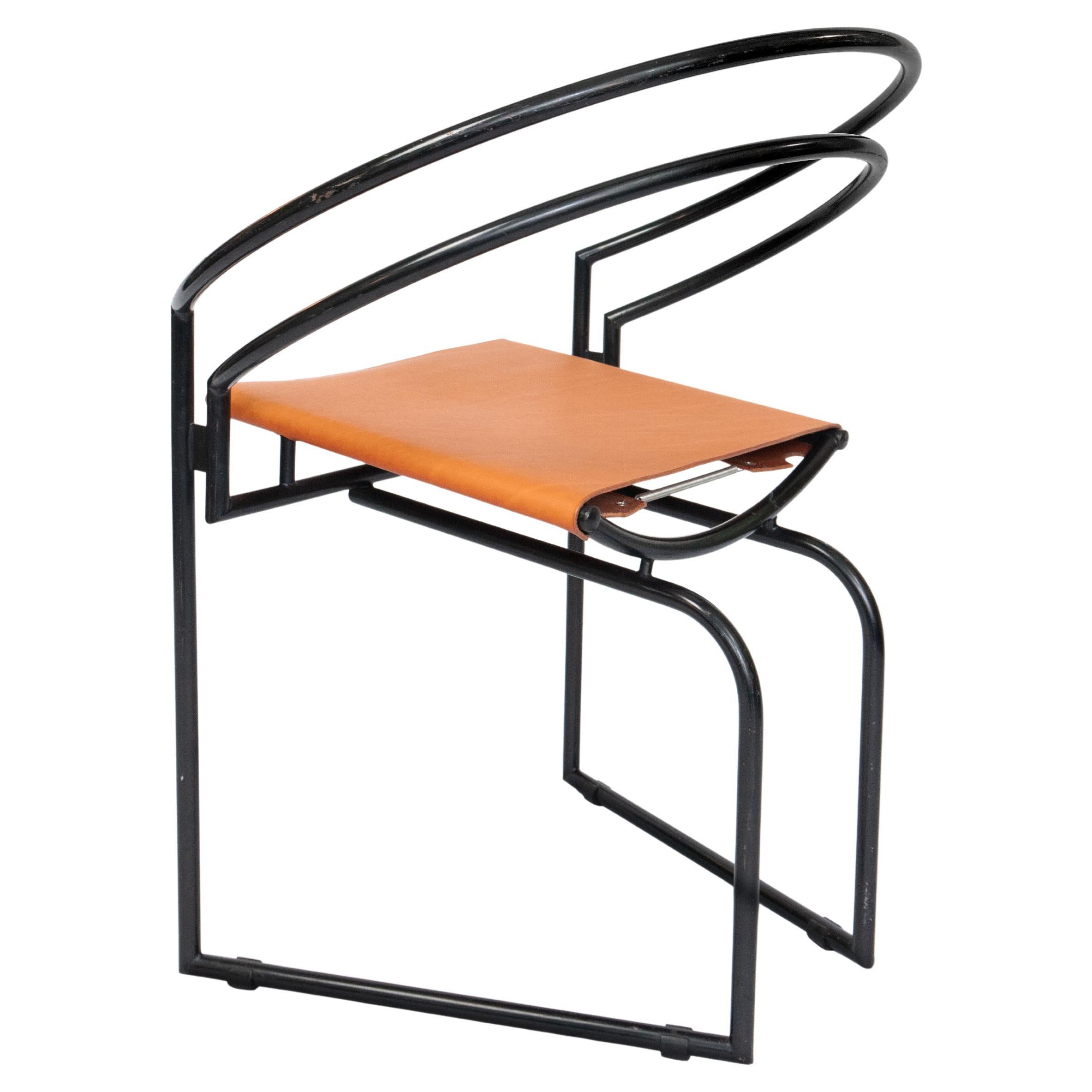 1987 Satz von vier Esszimmerstühlen La Tonda Mario Botta Italienisch Orange Leder Metall im Angebot
