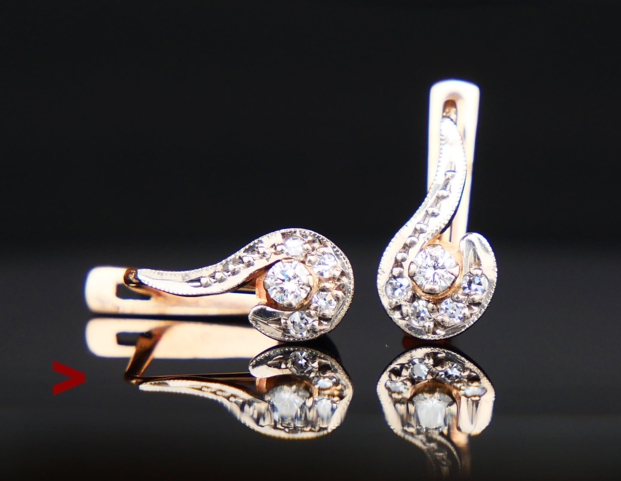 Ein Paar armenischer Diamanten, massivem 14-karätigem Rosé- und Weißgold und 10 natürlichen Diamanten im Brillantschliff, die auf ganz besondere Weise angeordnet sind. Größte Diamanten 2 x Ø 3 mm /ca. 0,11 ct jeder und 6 x Ø 1,75 mm /ca. 0,02ct