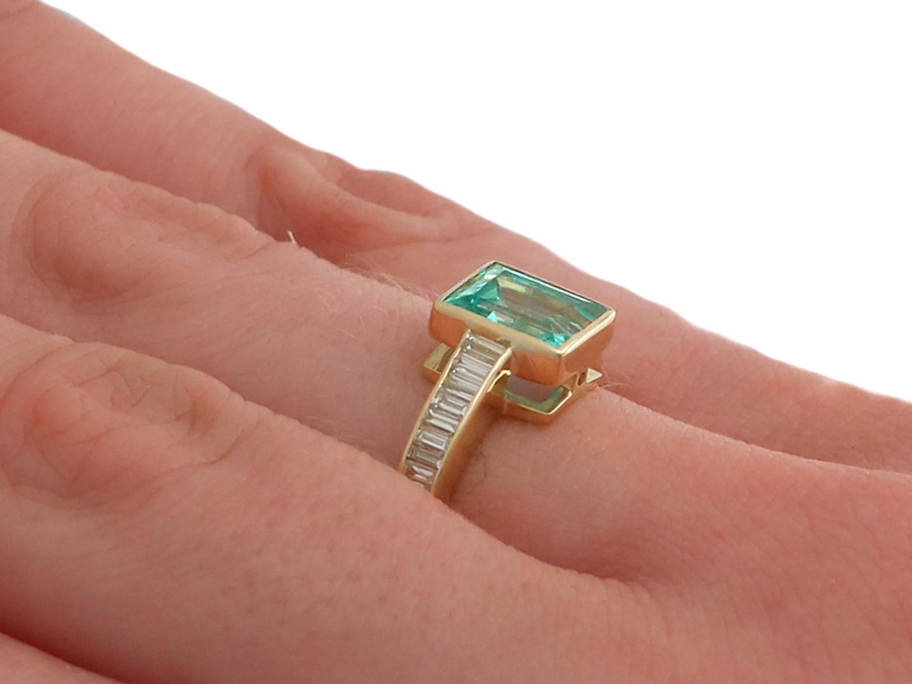 Women's 1988 1.10 Carat Emerald and Diamond Yellow Gold Cocktail Ring