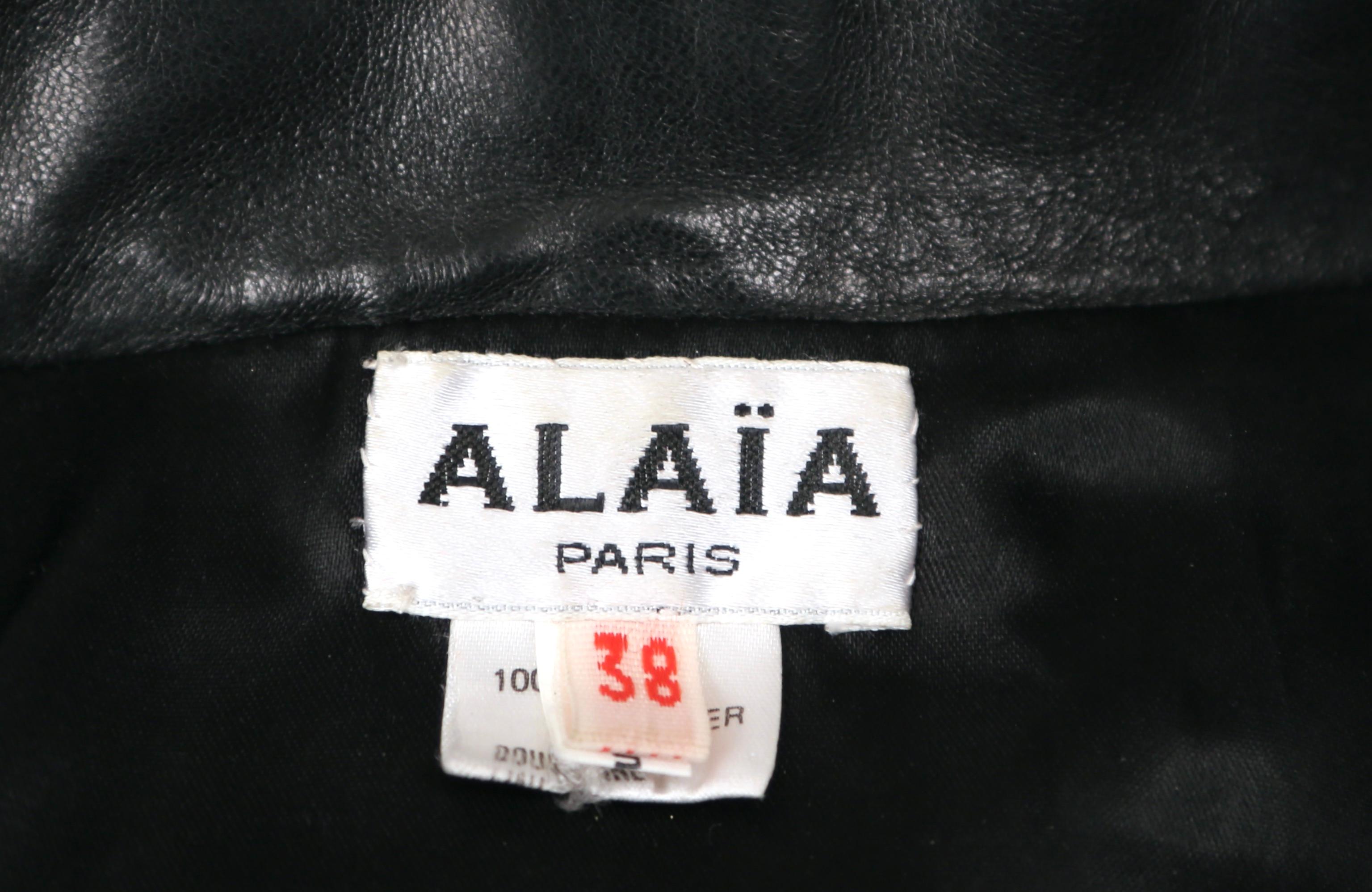 Women's 1988 AZZEDINE ALAIA cropped black leather jacket with curved pockets For Sale