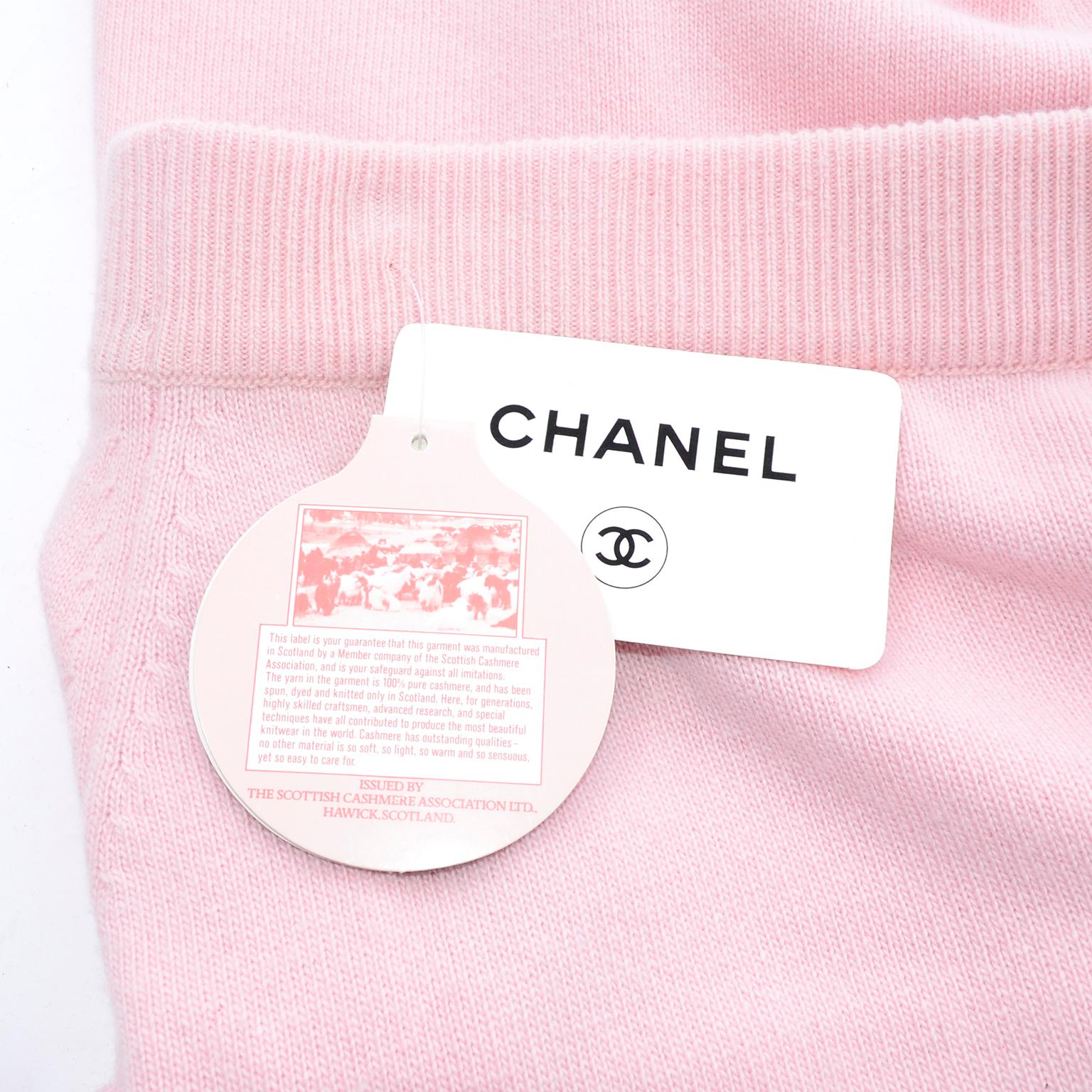 1988 Chanel Runway Vintage Pink Cashmere Skirt & Sweater Top 2 pc W/Tag 5