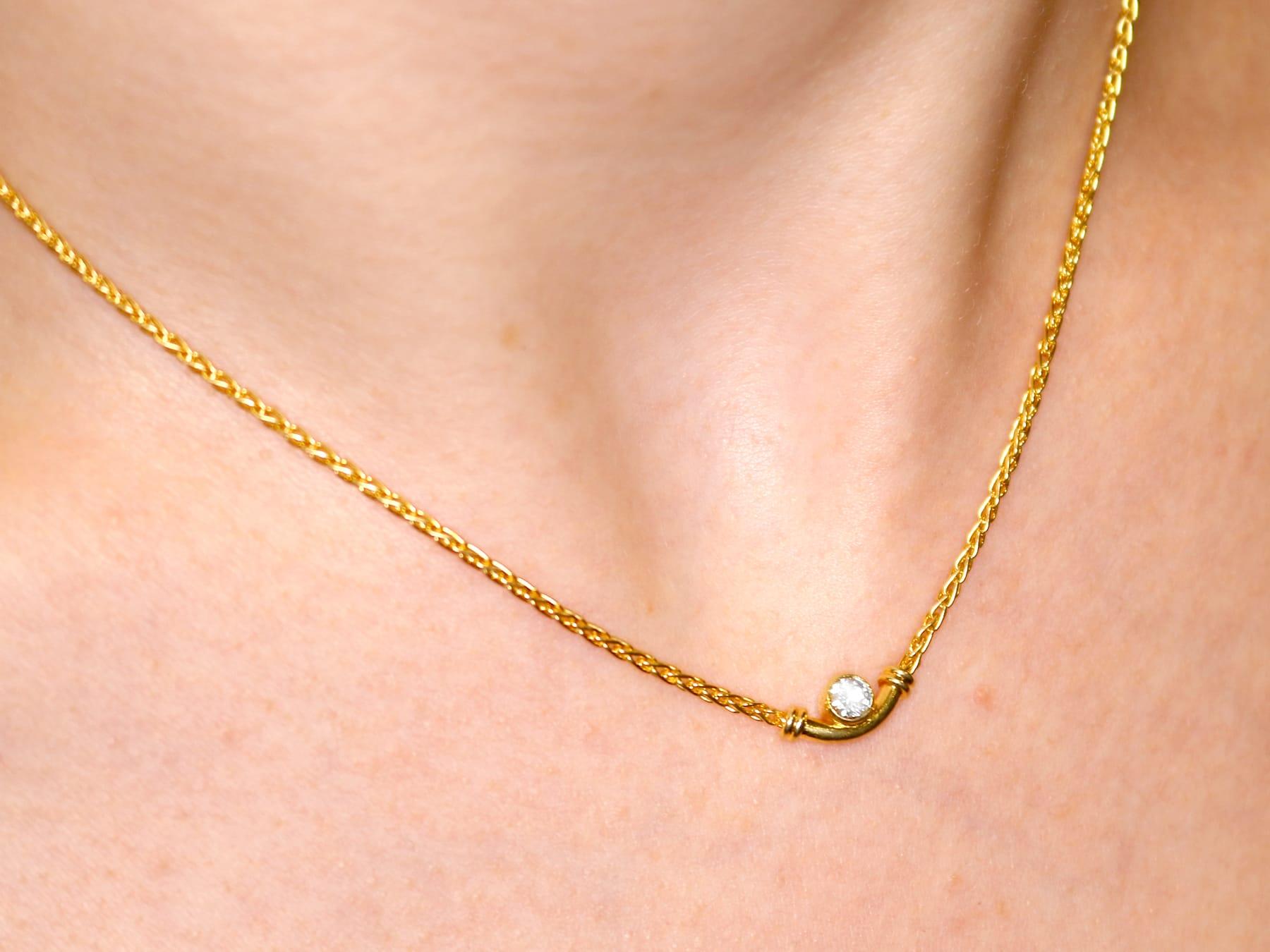Women's or Men's Vintage 1988 Italian Diamond and Yellow Gold Necklace For Sale