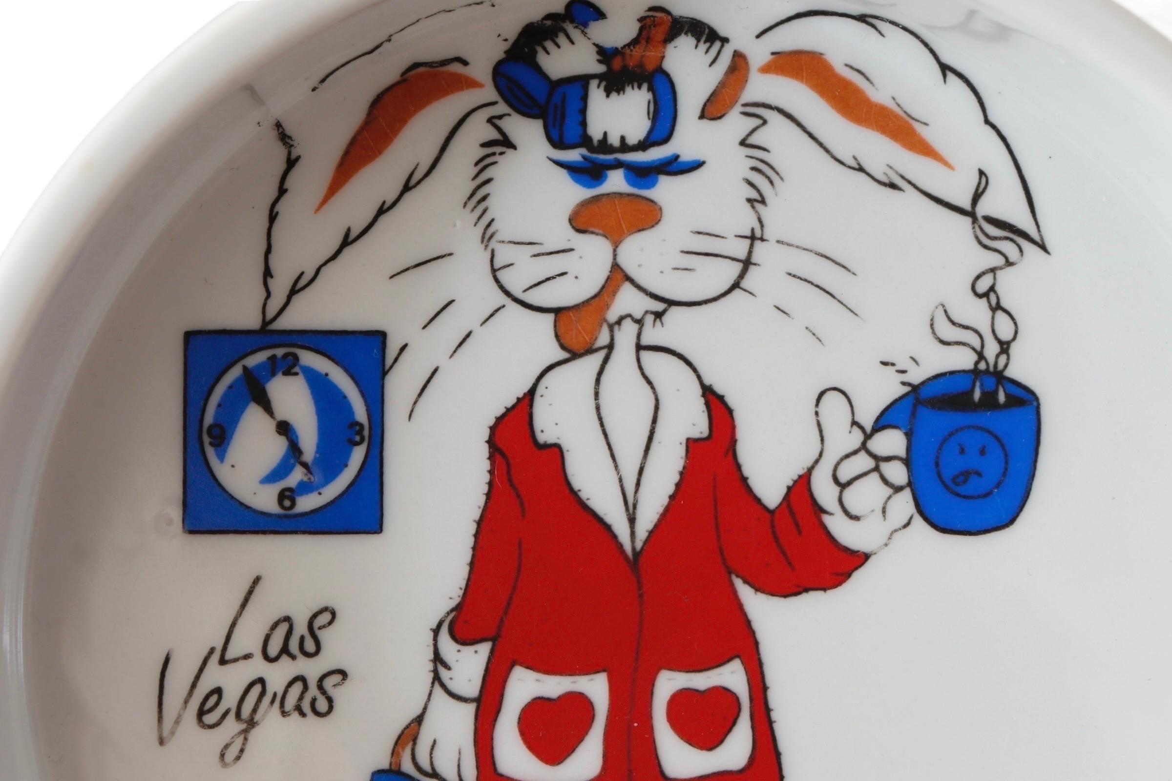 American 1988 Las Vegas Round Ceramic Ashtray For Sale