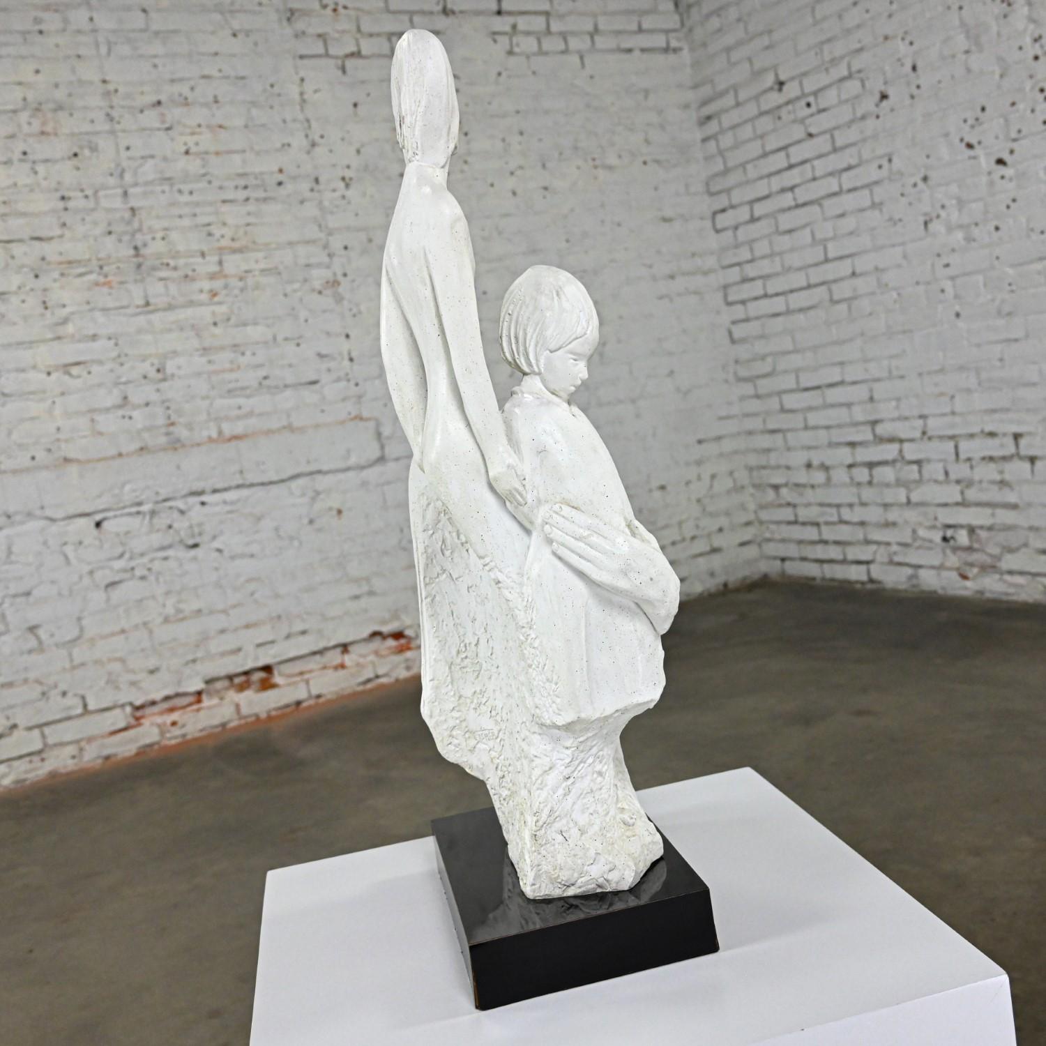 Stratifié Sculpture moderne « A Mothers Love » de David Fisher pour Austin Productions, 1988 en vente