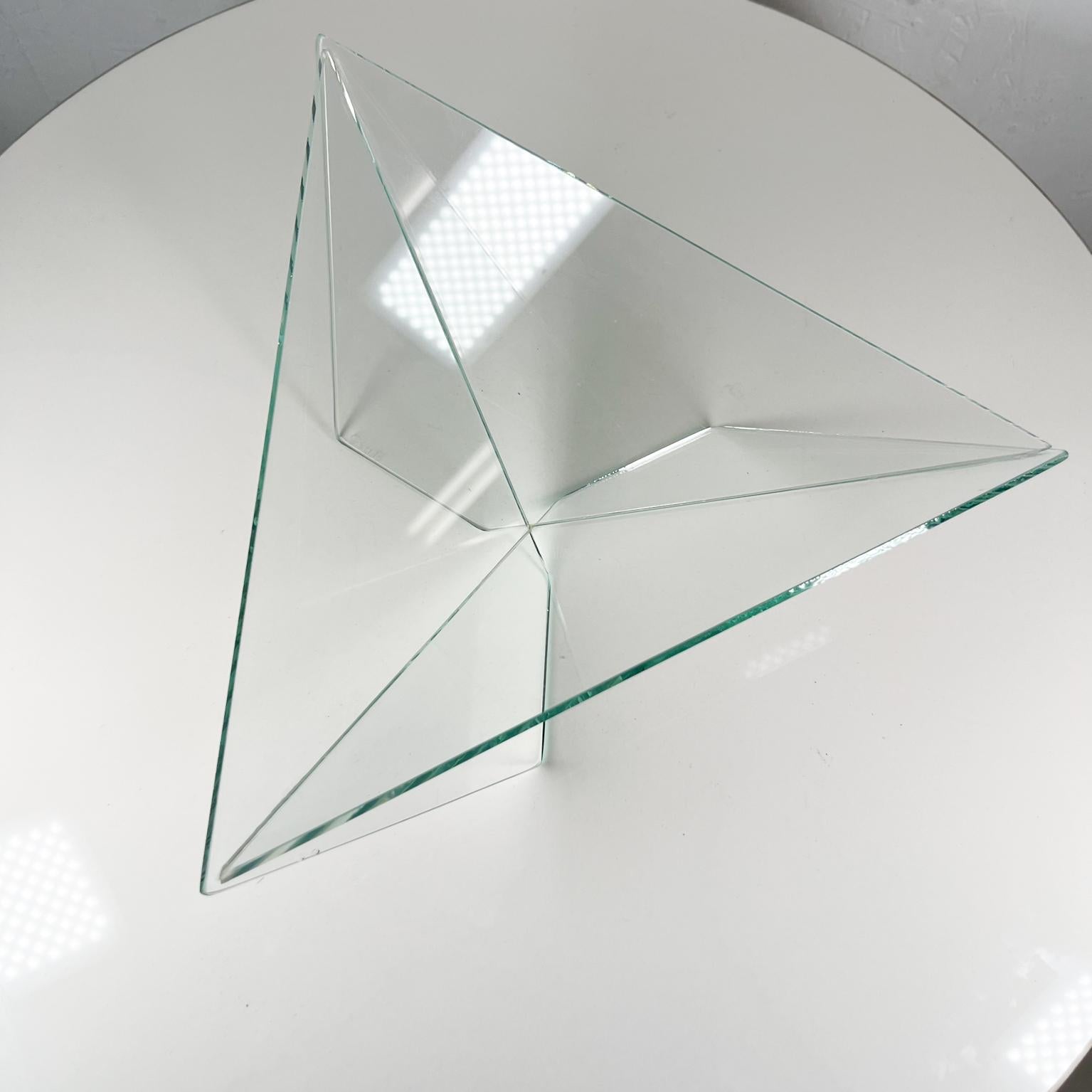 Late 20th Century 1988 Pyramid Modern Glass Art Bowl John Seitz For Sale
