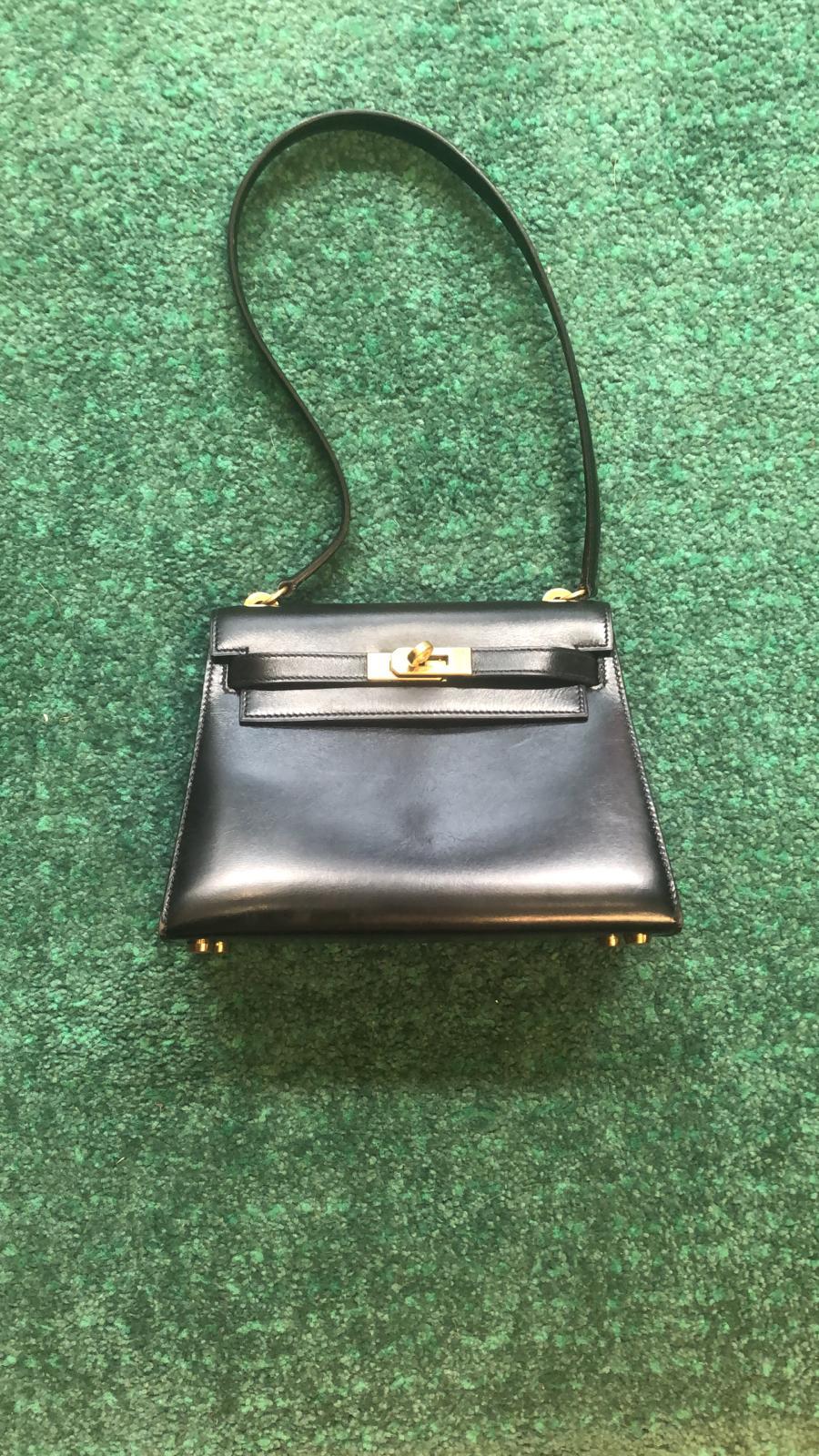 1988 Vintage Hermes Mini Kelly 20 Handbag in Black box leather 3