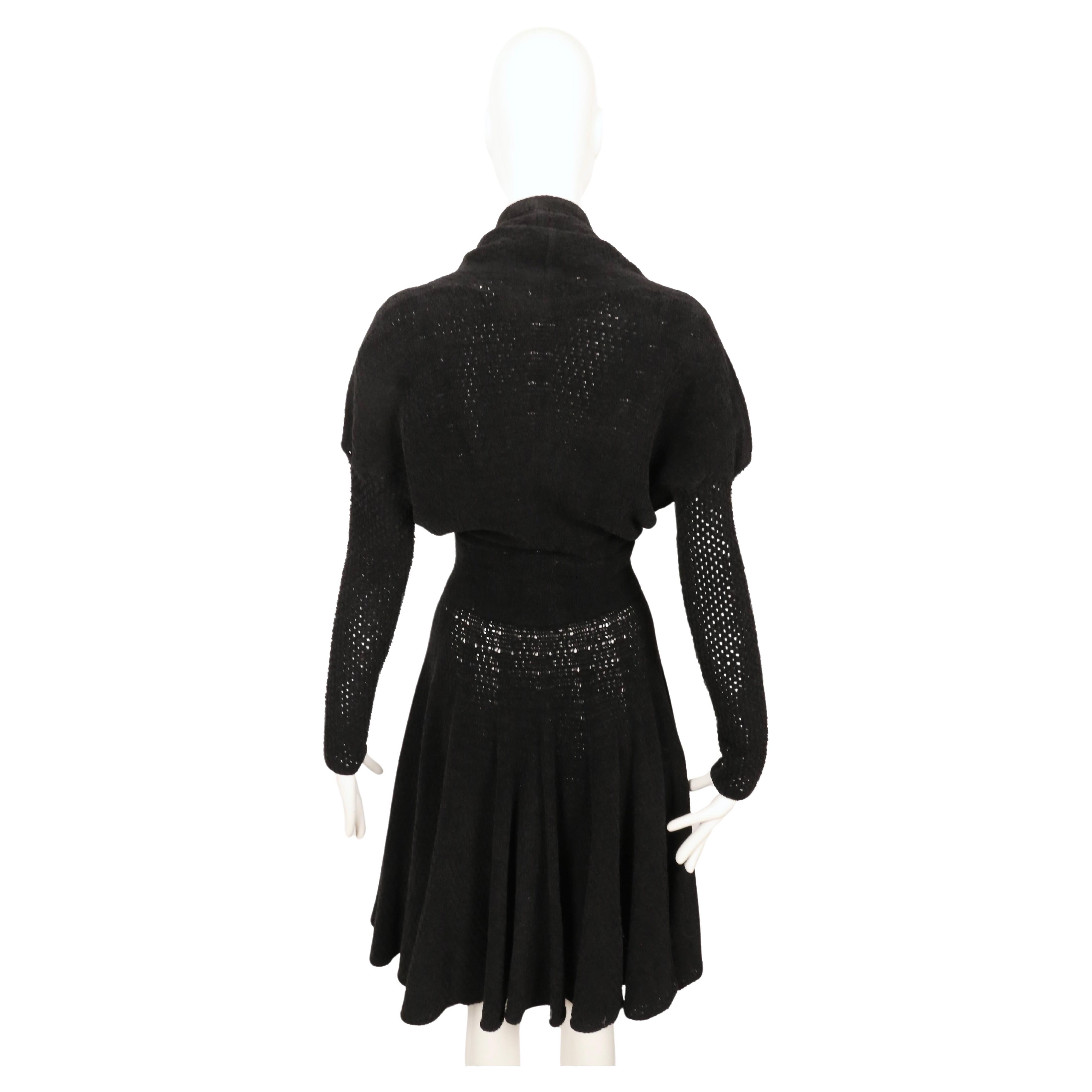 1989 AZZEDINE ALAIA vestido de chenilla negro RUNWAY en venta 8