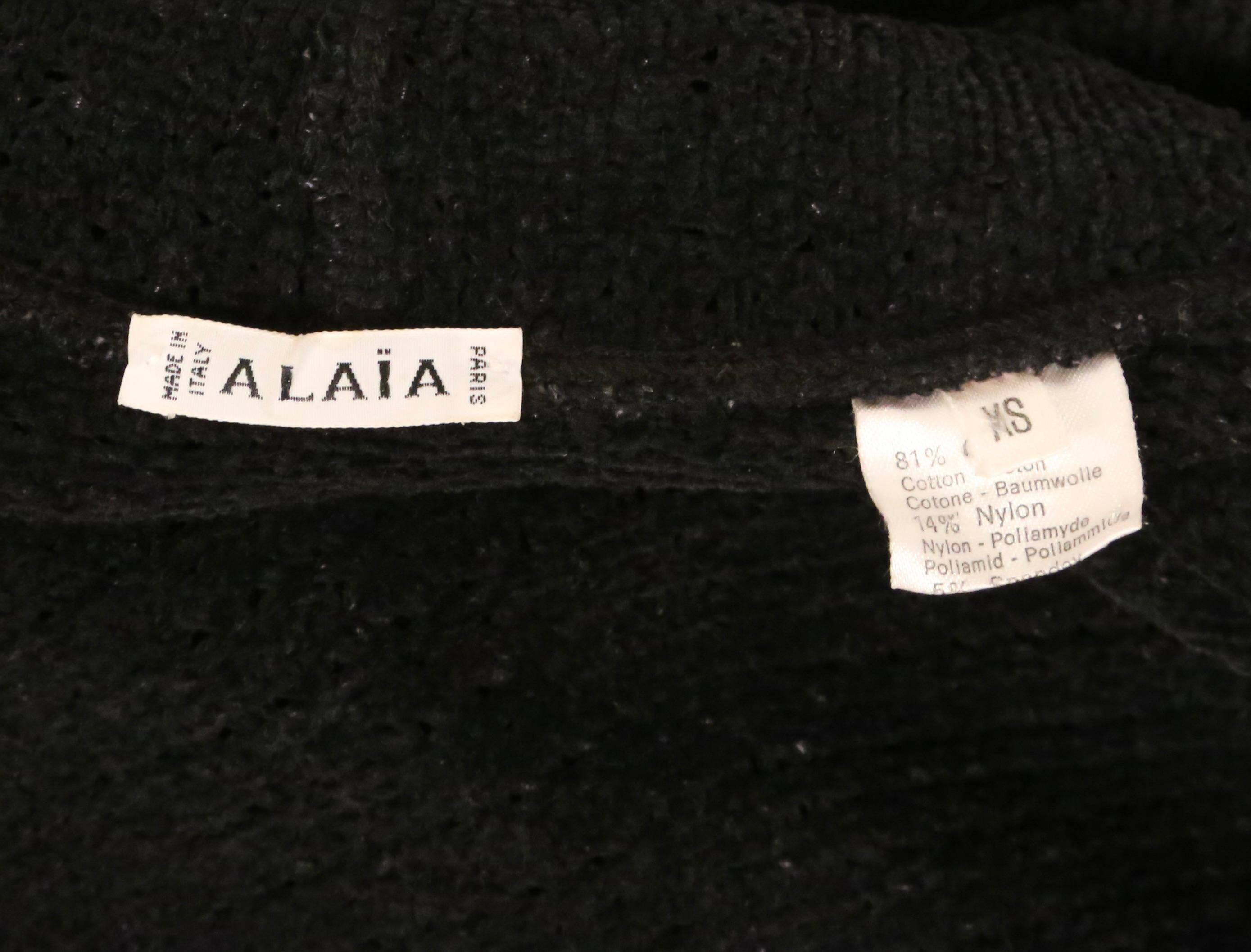 1989 AZZEDINE ALAIA vestido de chenilla negro RUNWAY en venta 9