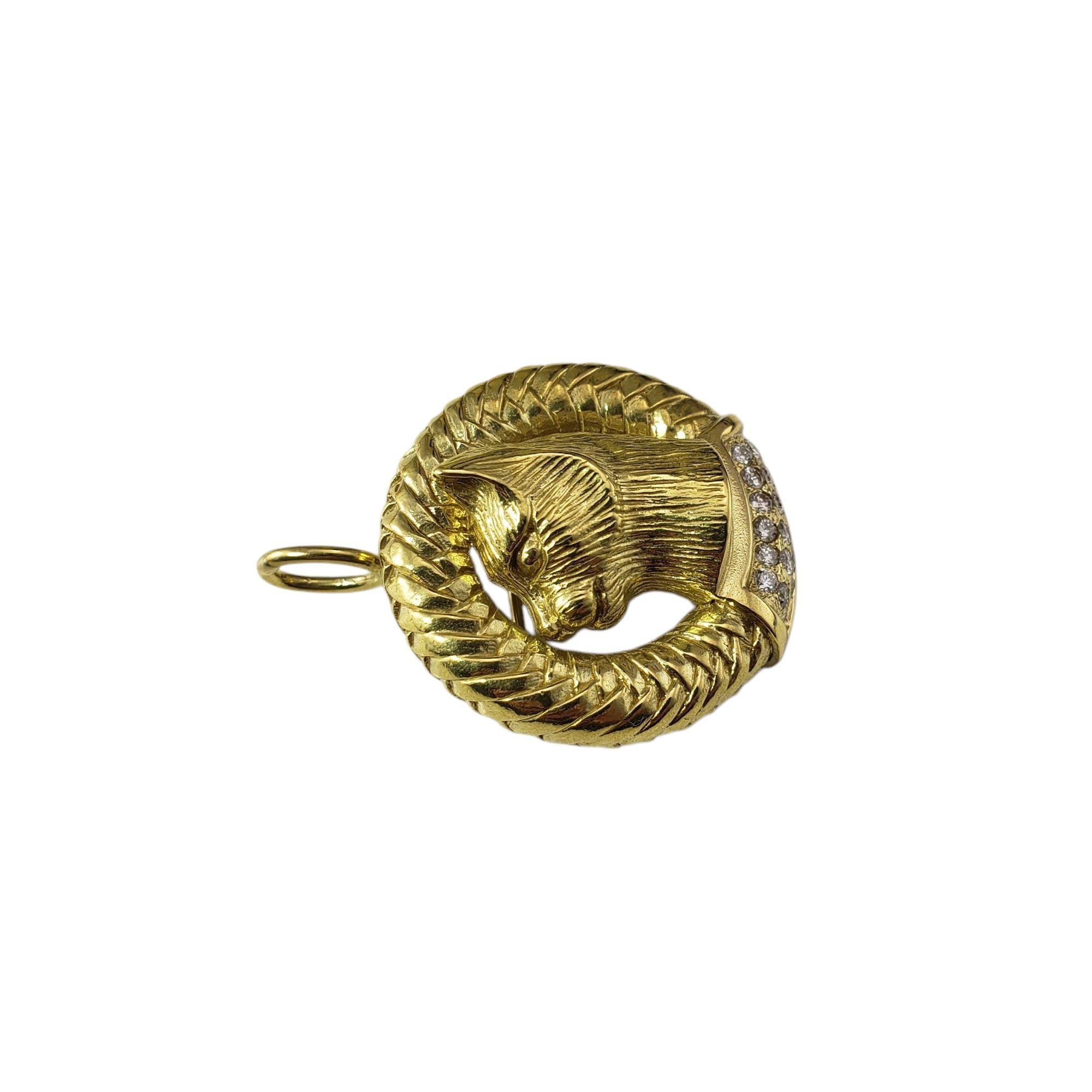 1989 Barry Kieselstein-Cord 18K Yellow Gold and Diamond Cat Brooch/Pendant-

This whimsical design from Barry Kieselstein-Cord features a beautifully sculpted cat in 18K yellow gold. The piece is accented with 19 round brilliant cut diamonds, adding