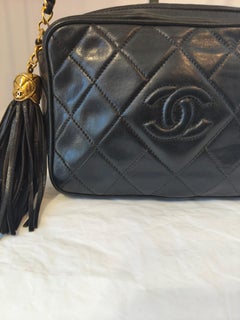 1989 Chanel black lamb leather 24kt gold plated hardware camera bag