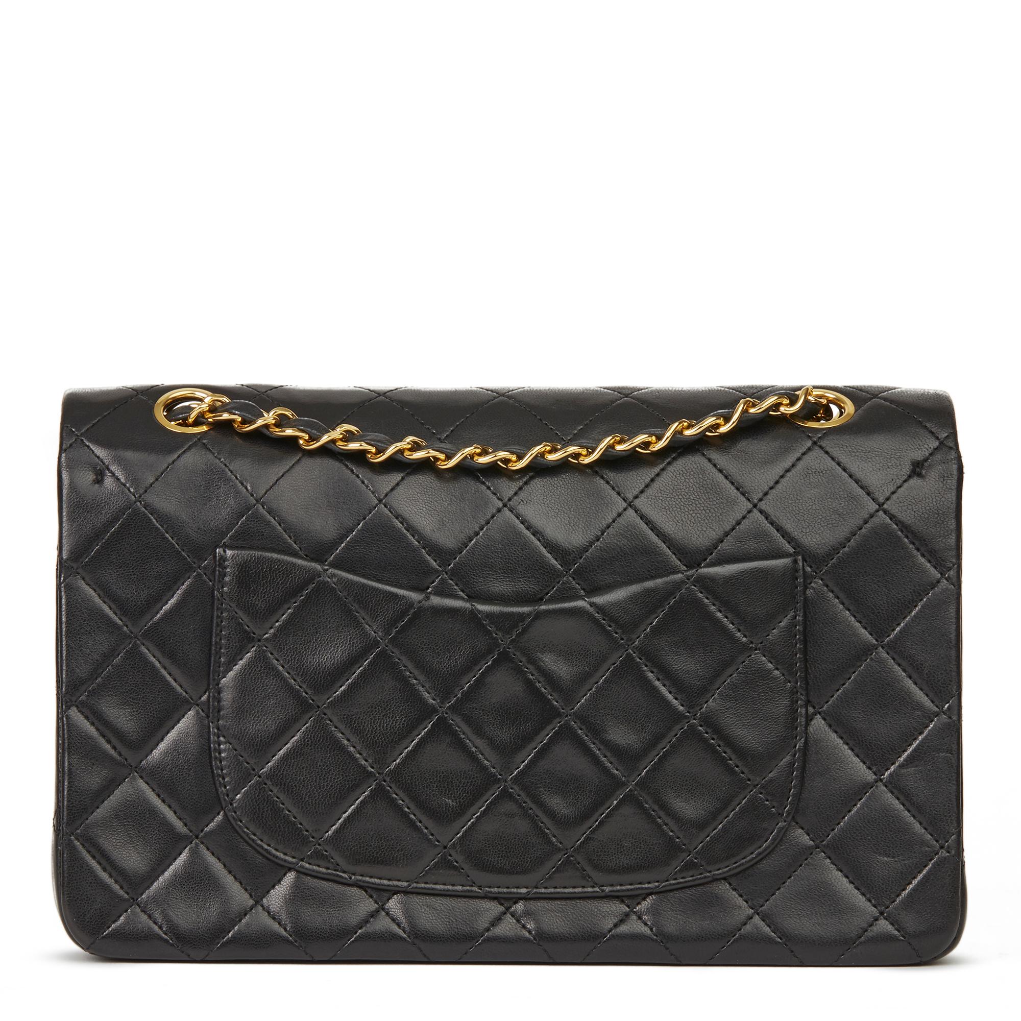 Women's 1989 Chanel Black Quilted Lambskin Vintage Medium Classic Double Flap Bag