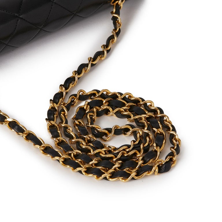 Chanel Black Matelasse Lambskin Small Crossbody Flap Bag 1989-91 main image 1