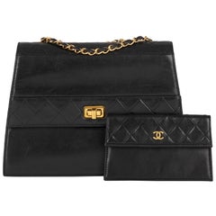1989 Chanel Black Quilted Lambskin Vintage Trapeze Classic Single Flap Bag with 