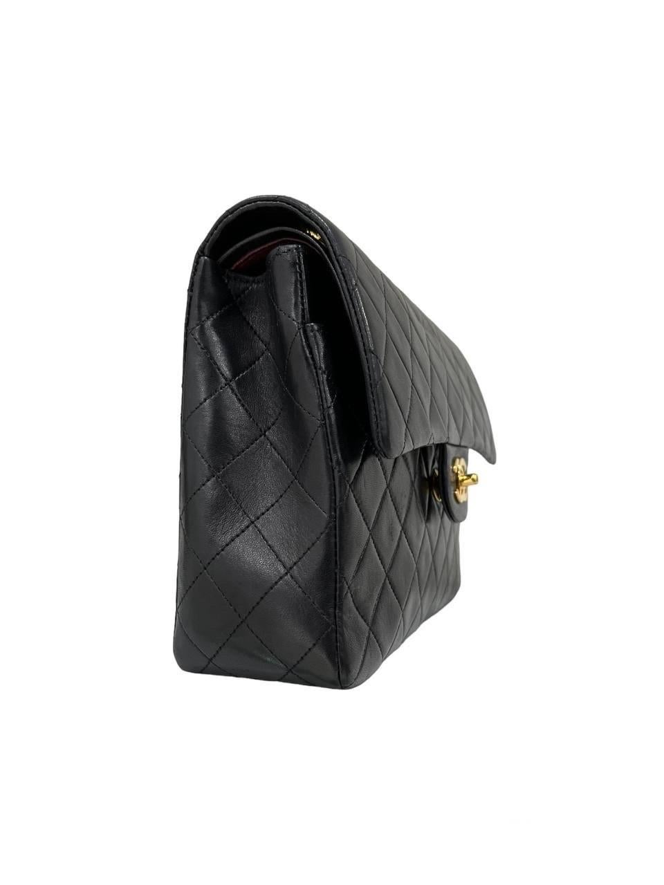 Noir  1989 Chanel Flap Black Leather Vintage Top Handle Bag