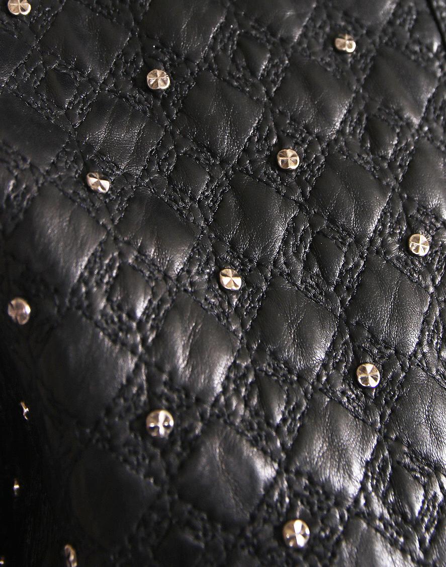 1989 F/W Gianni Versace Black Leather Quilted Skirt w/Silvertone Stud Motif For Sale 1