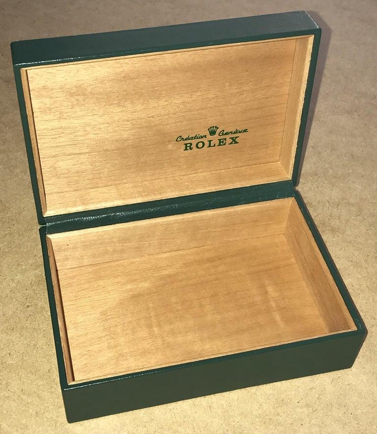Montre-bracelet Rolex GMT Master II bi métallisée or et acier, boîte et papiers d'origine, 1989 en vente 1