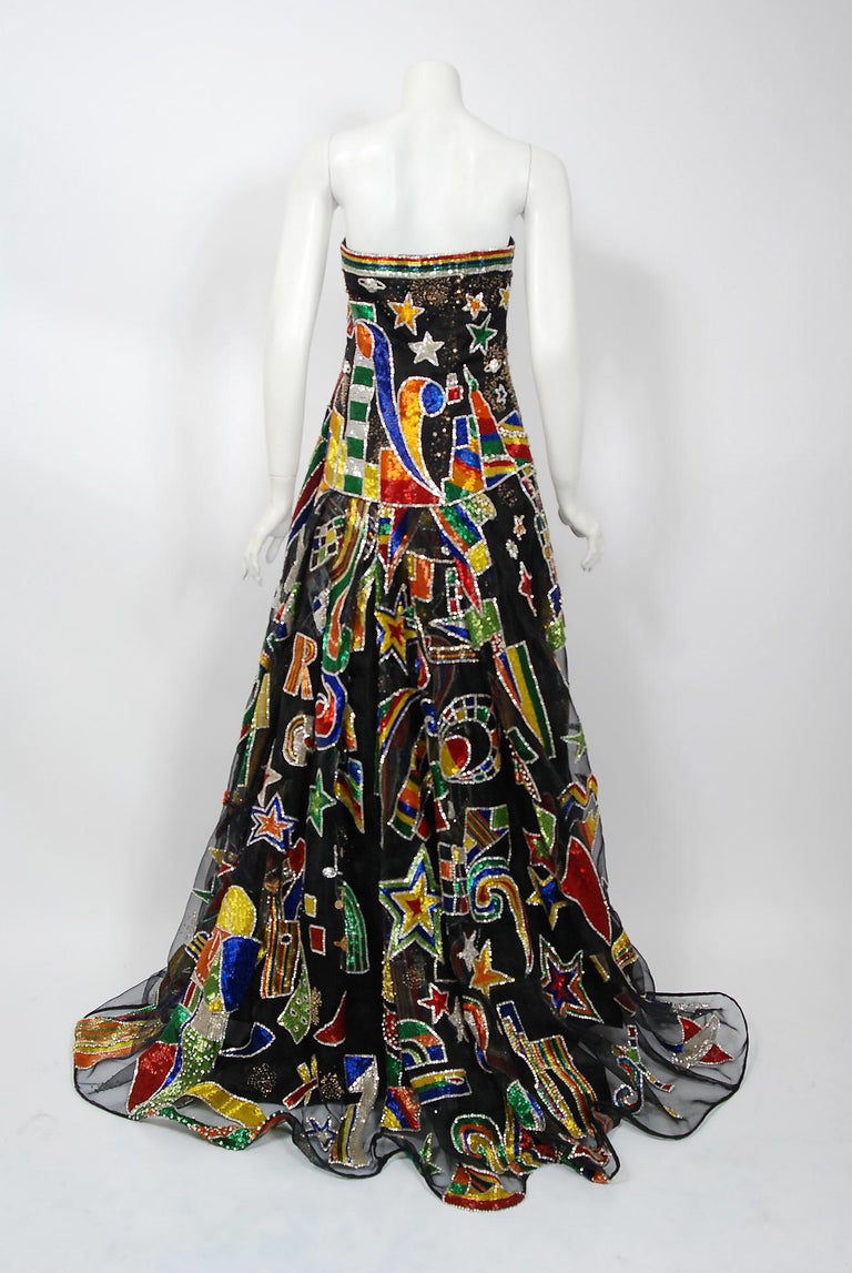 Vintage 1989 Gianni Versace Haute Couture Beaded Circus Novelty Gown and  Shawl For Sale at 1stDibs | versace 1989, versace circus, versace gown