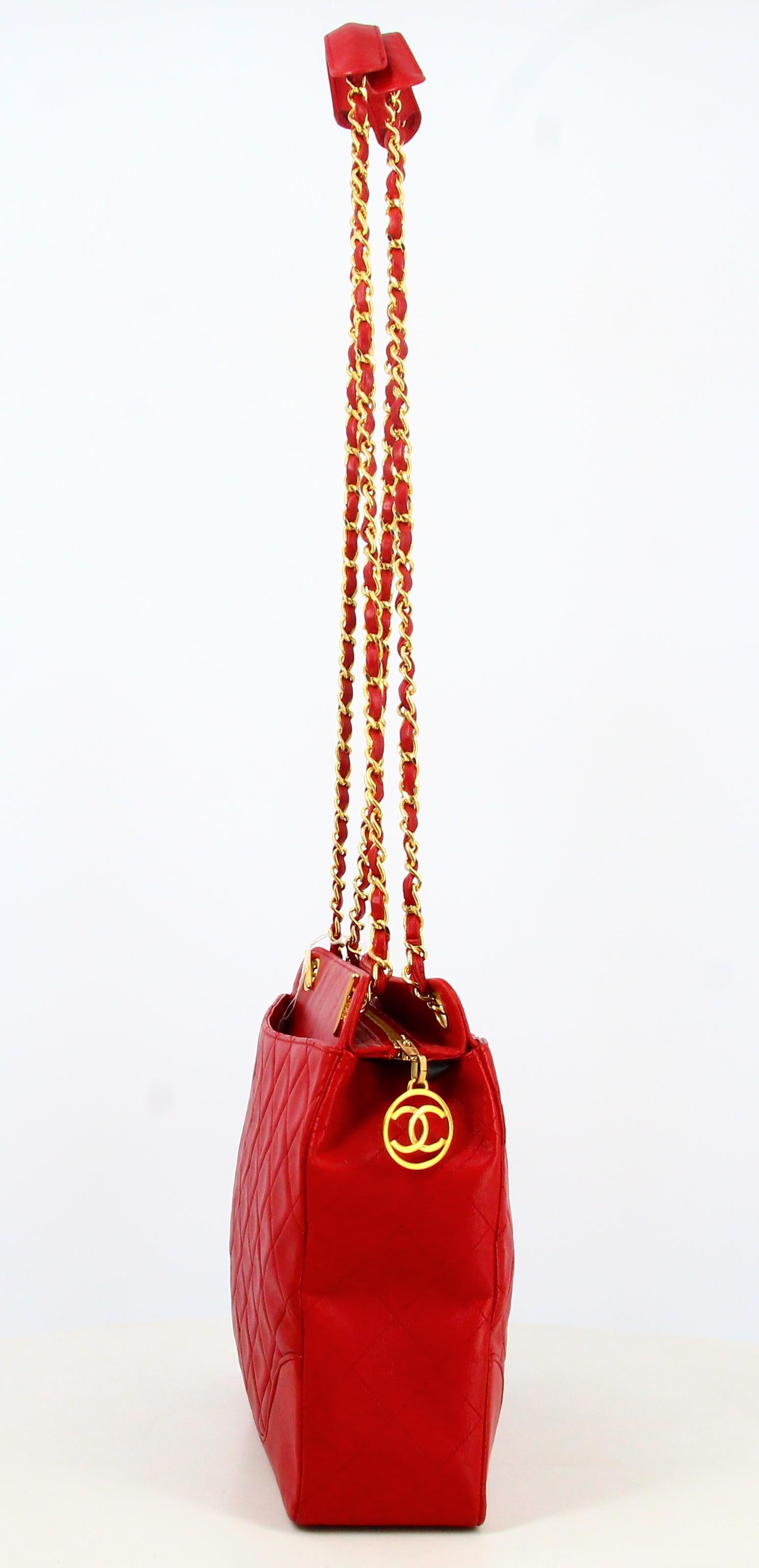 Women's 1989 Handbag Chanel quilted leather Red 