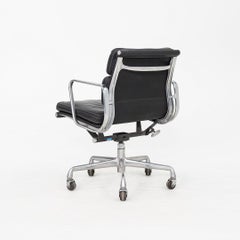 1989 Herman Miller Silla de escritorio Eames Soft Pad Management de cuero negro