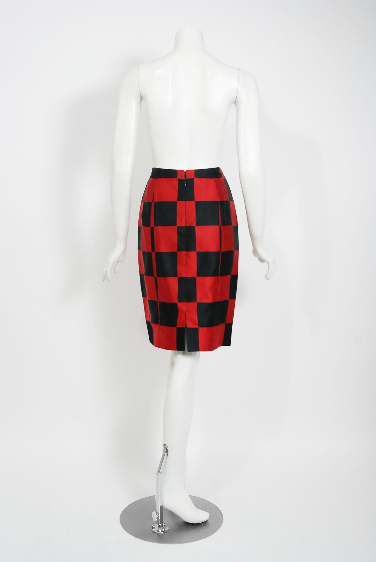 Vintage 1990s Marc Jacobs for Perry Ellis Black Red Checkered Silk Skirt w/ Wrap For Sale 1