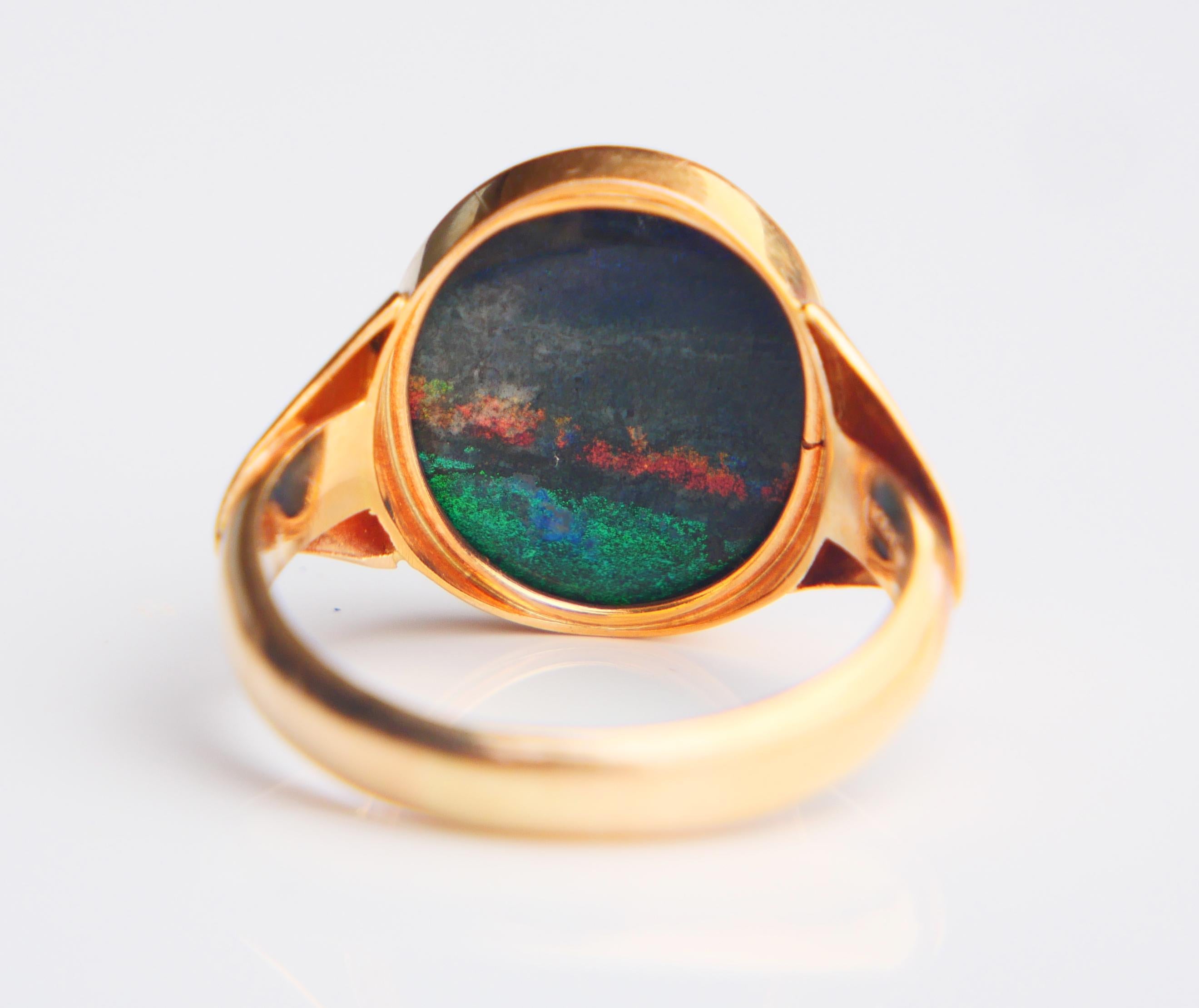 Oval Cut 1989 Men Ring Opal triplet solid 18K Gold Ø 9.75US / 6.6 gr For Sale