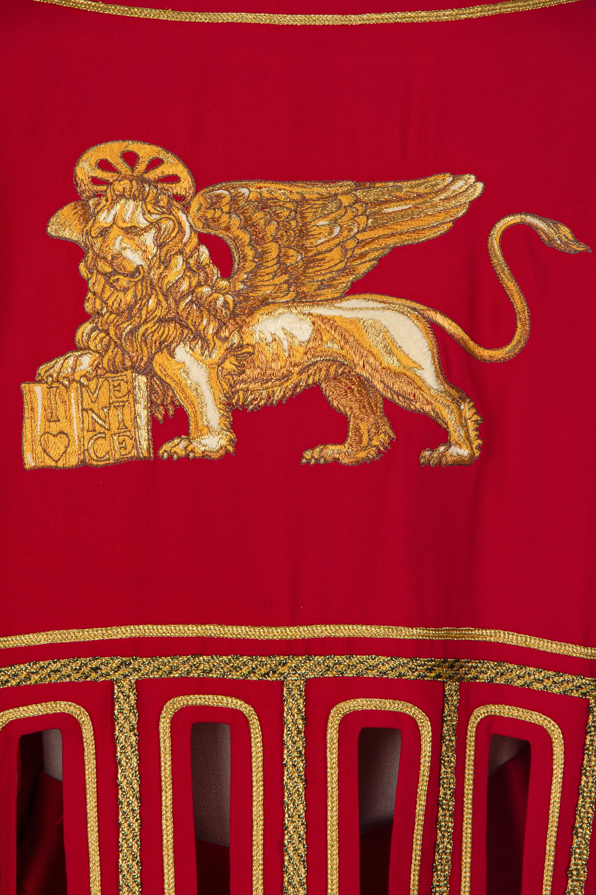 1989 MOSCHINO COUTURE Red I Love Venice Lion Appliquéd Jacket & Pant Suit For Sale 10
