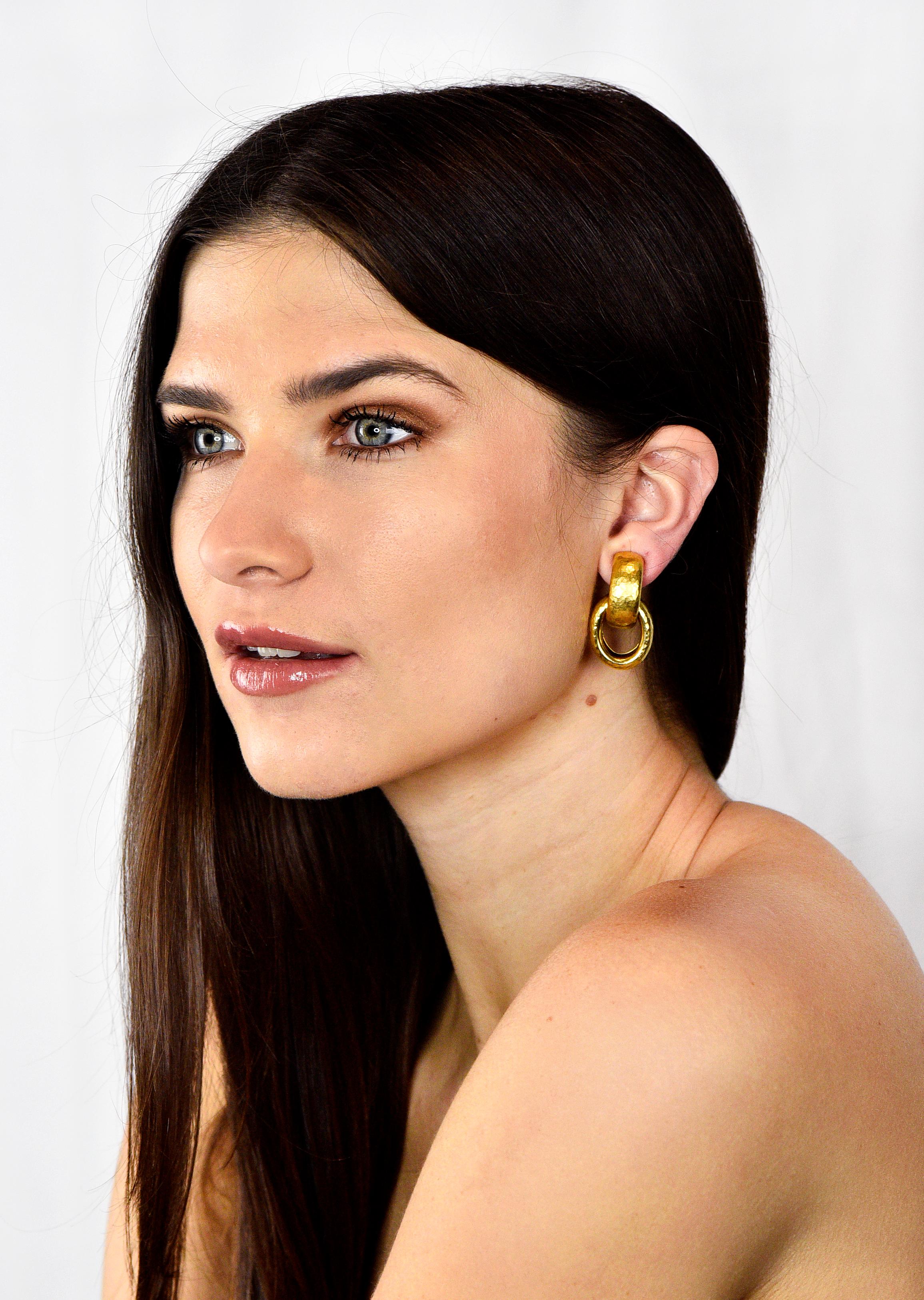 1989 Paloma Picasso Tiffany & Co. 18 Karat Gold Hammered Drop Ear-Clip Earrings 2