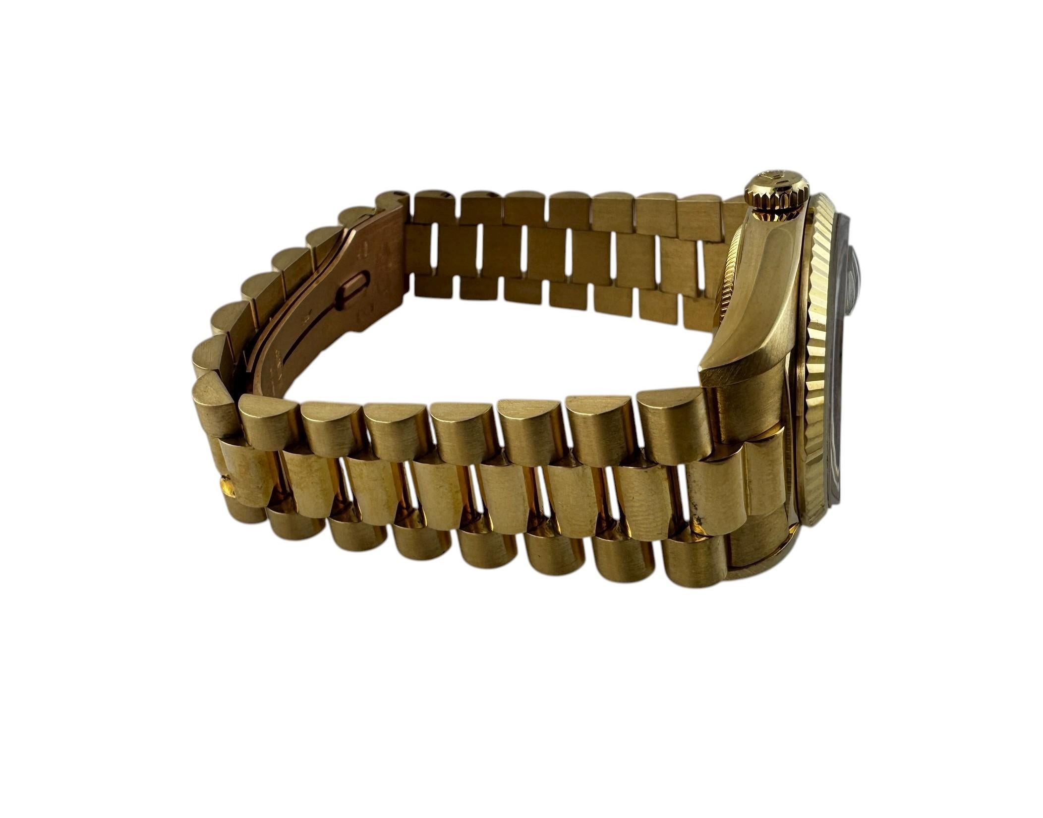 1989 Reloj de caballero Rolex President Day Date 18238 de oro amarillo de 18 quilates #23710 en venta 3