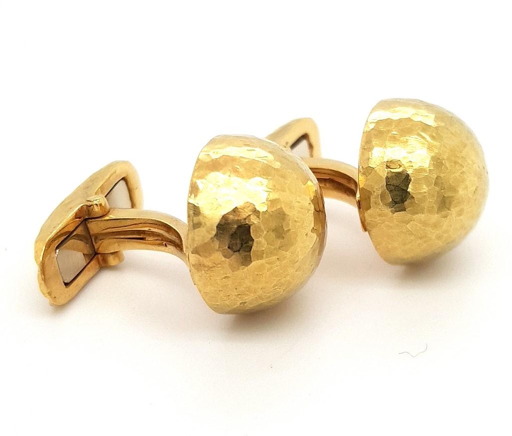 18kt Yellow Gold Cufflinks Dome Hammered, 1989 Tiffany & Co. Paloma Picasso For Sale 3