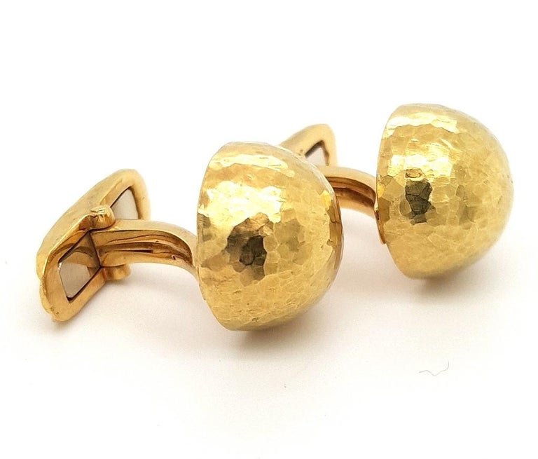 18kt Yellow Gold Cufflinks Dome Hammered, 1989 Tiffany & Co. Paloma Picasso For Sale 6