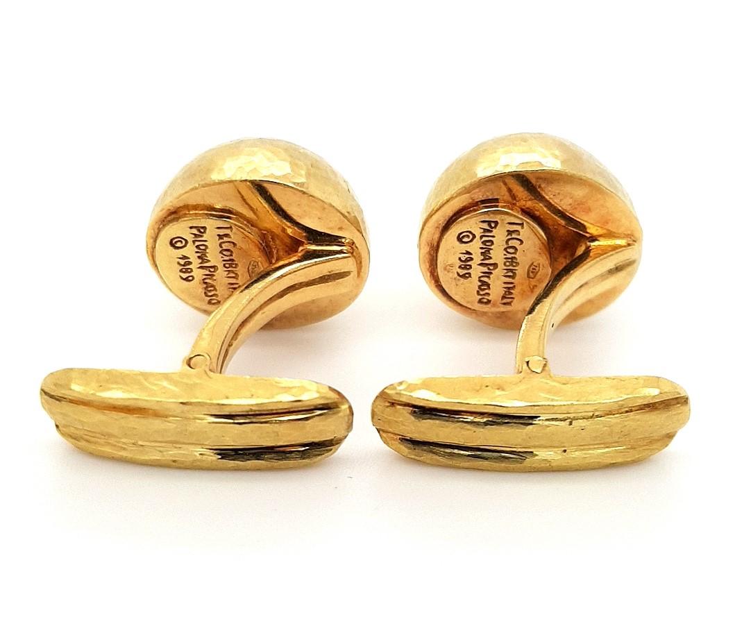 18kt Yellow Gold Cufflinks Dome Hammered, 1989 Tiffany & Co. Paloma Picasso In Excellent Condition For Sale In Antwerp, BE