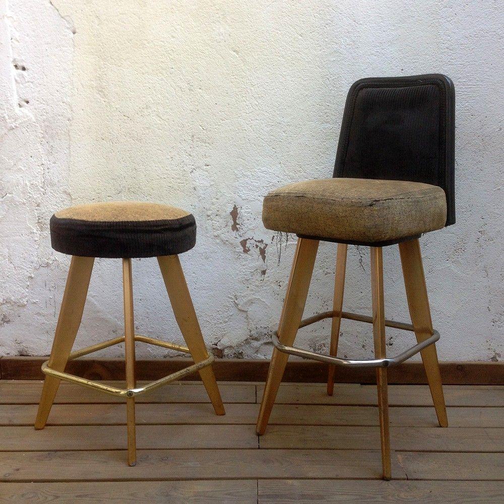 Late 20th Century 1989 Vintage American Style Bar Stools with Gold Metal Frames For Sale