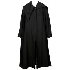 1989 YOHJI YAMAMOTO long manteau noir RUNWAY swing avec détail de boutons