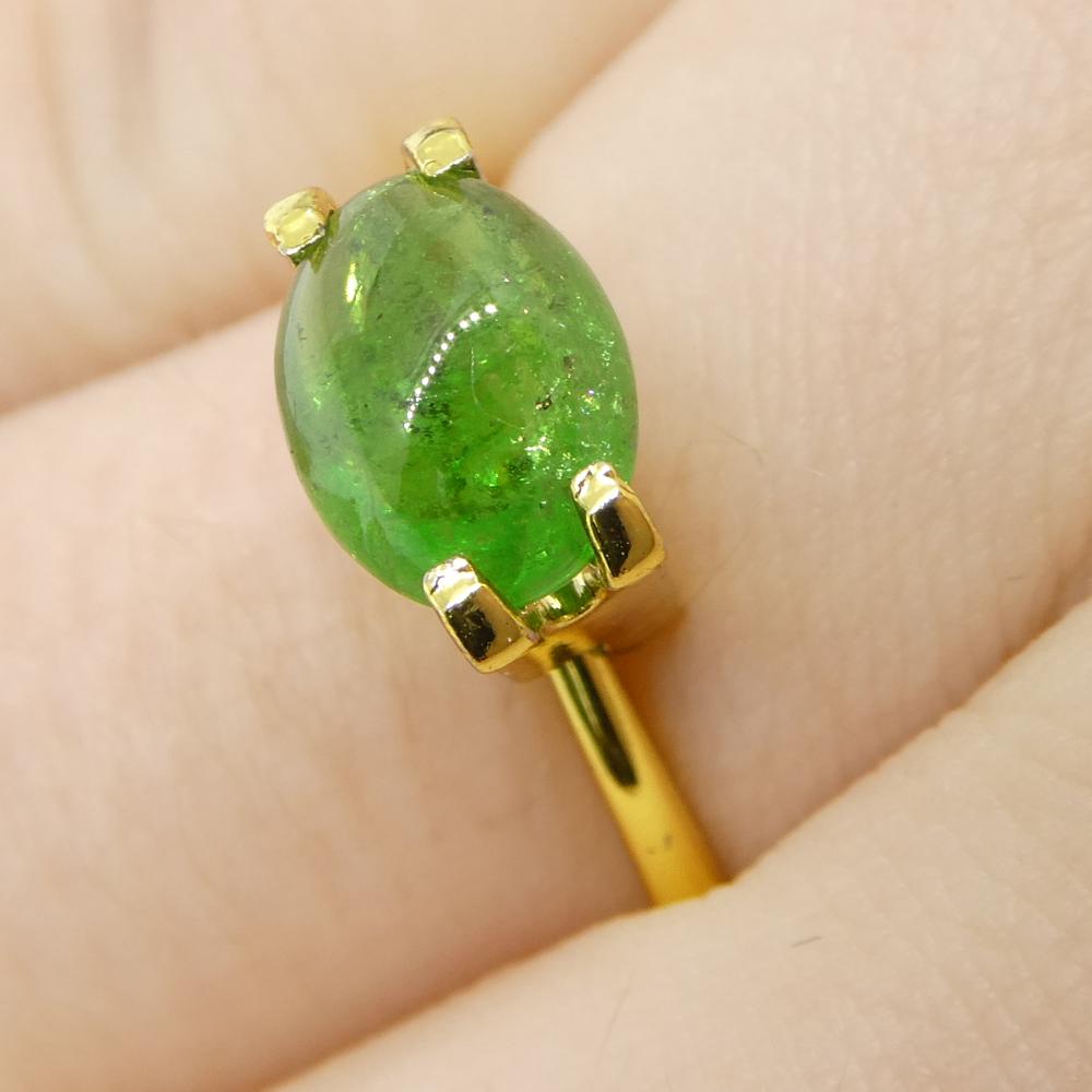 1.98ct Cabochon ovale de grenat tsavorite vert du Kenya, non chauffé en vente 3