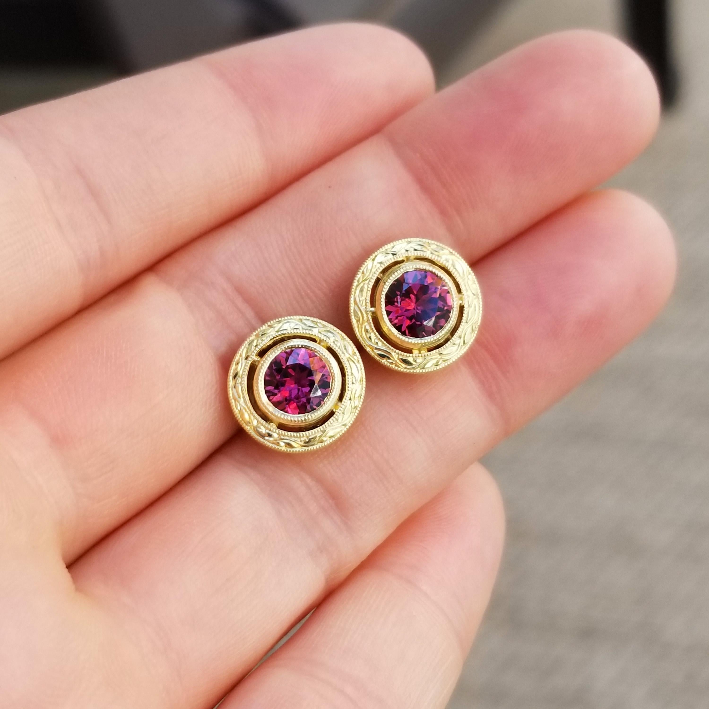 1.98 Carat Rhodolite Garnet in 18 Karat Gold Hand Engraved Earrings, Made in USA In New Condition For Sale In Logan, UT